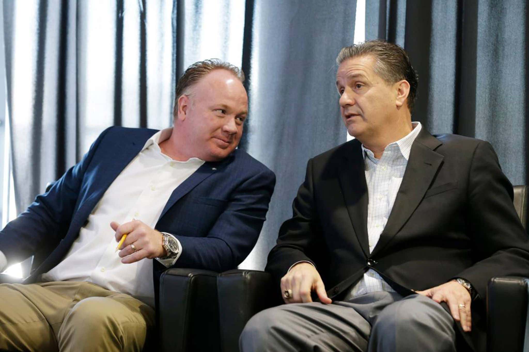 WATCH: Kentucky Sports Radio Caller Has Epic Idea To Squash The Beef Between John Calipari And Mark Stoops