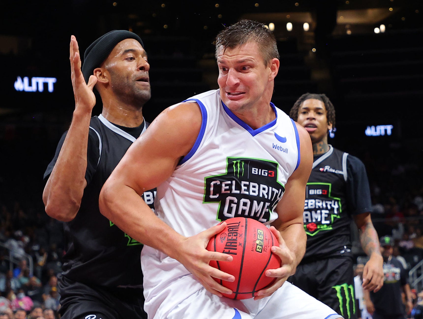 Rob Gronkowski Might Just Be The Exact Reserve Big The Celtics Need