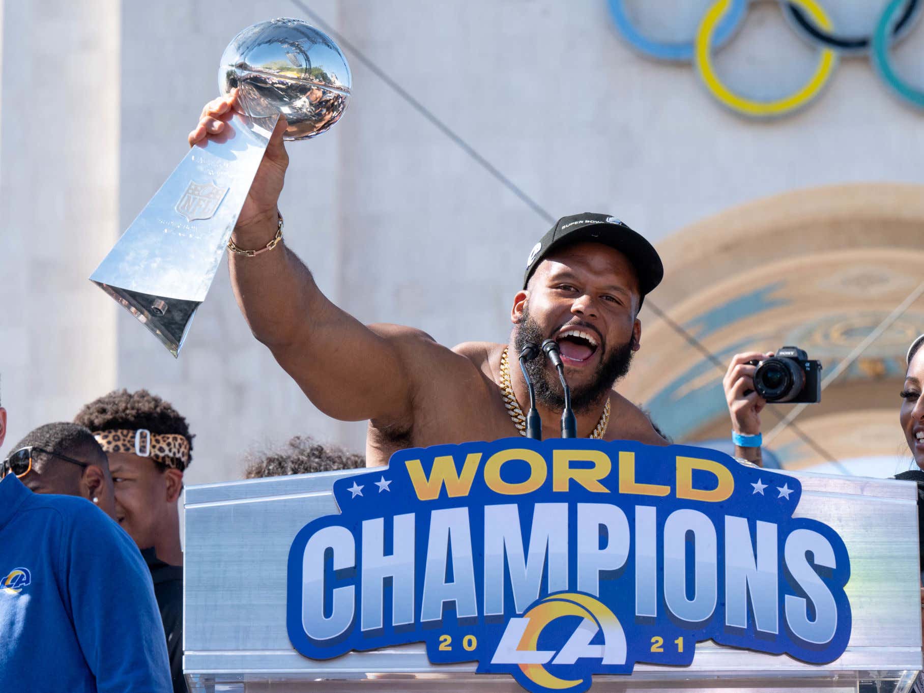 Aaron Donald Told The Rams He Was Retiring In May When Contract Talks