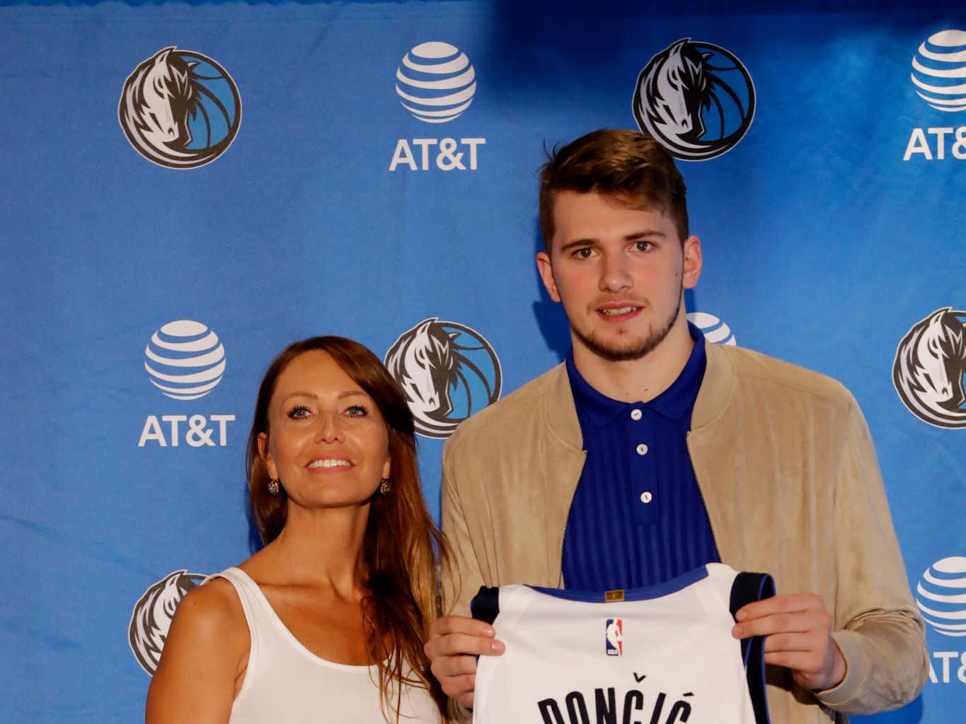 Luka Doncic - Happy birthday to my Mom!!!❤❤🙌😃😁🙌