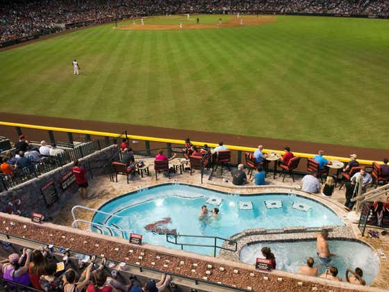 BOOOOO: The Diamondbacks Had Police Protect The Pool Inside Chase Field ...