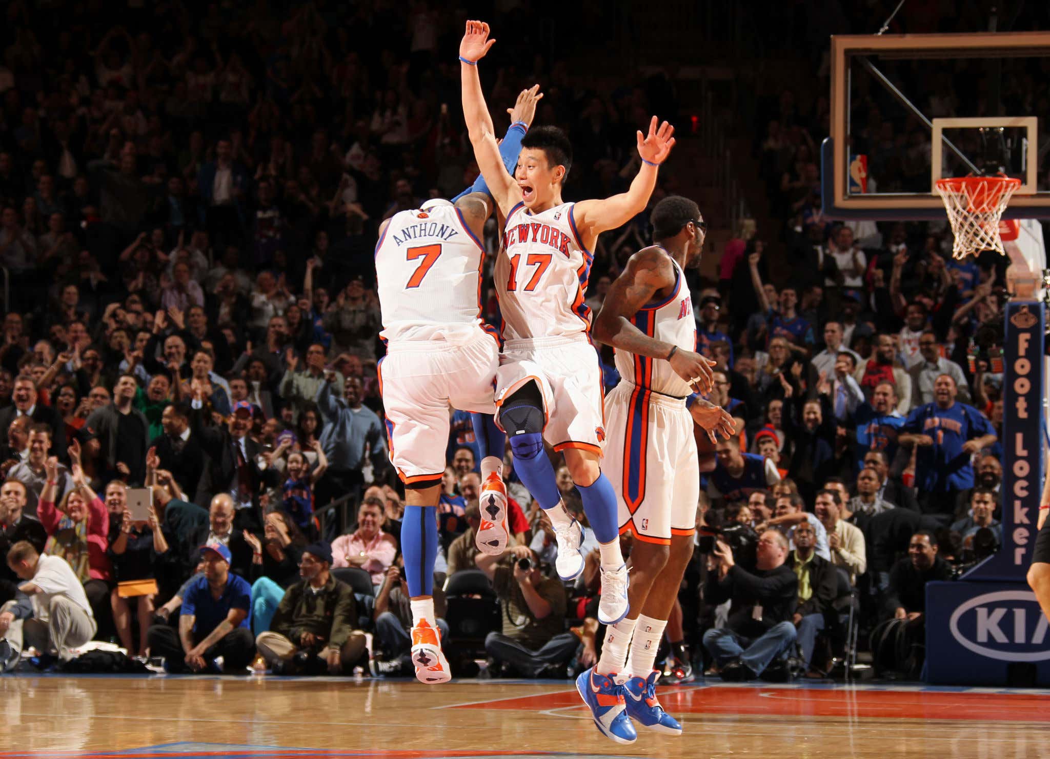 HBO Announced A Documentary About Linsanity Comes Out Next Month And Based On The Trailer, It's Going To Be LINCREDIBLE <--Jeremy Lin Pun