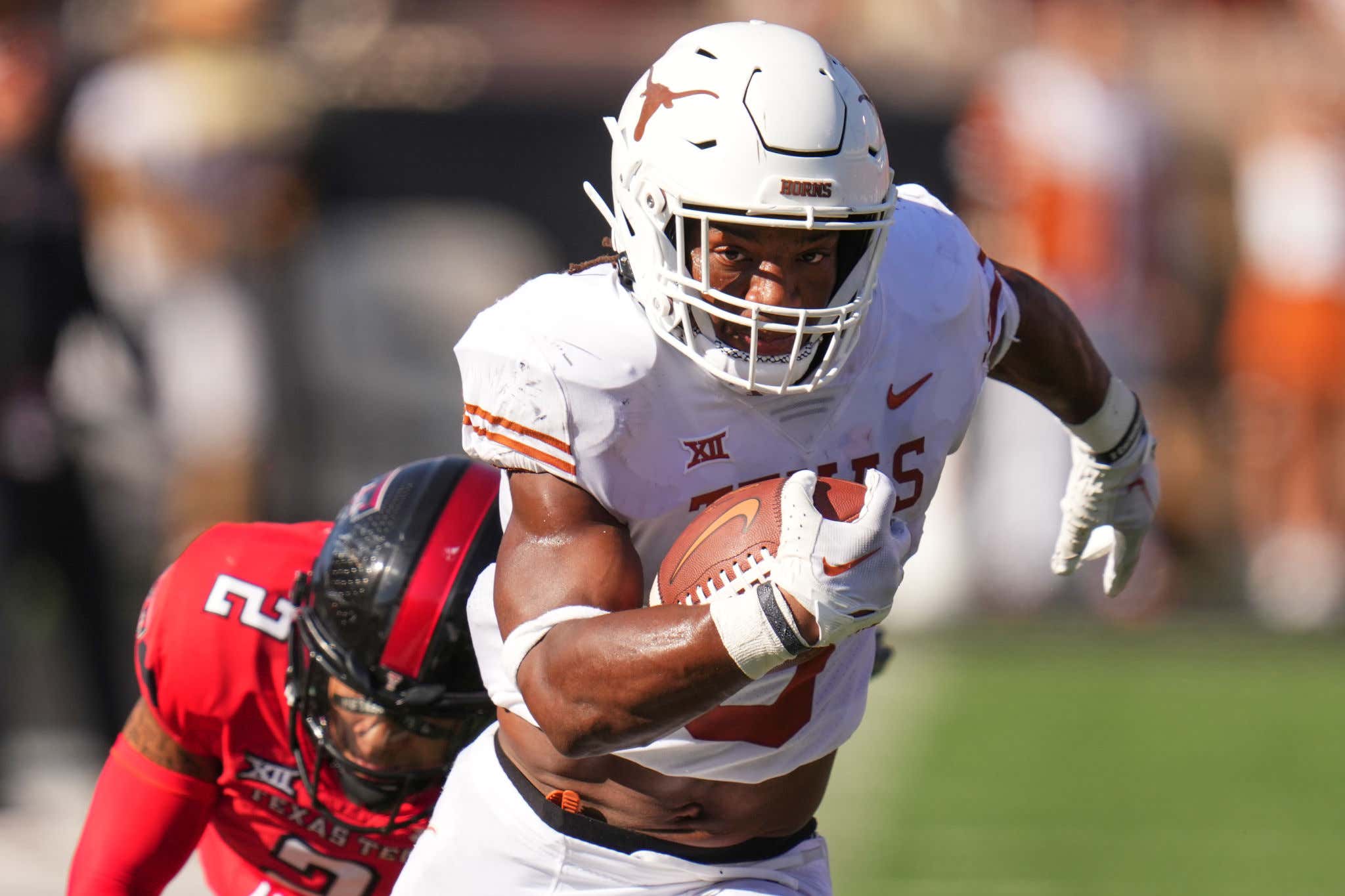 Bijan Robinson Has Been Walking Around Campus With A Football To Make Sure He Doesn't Fumble Again