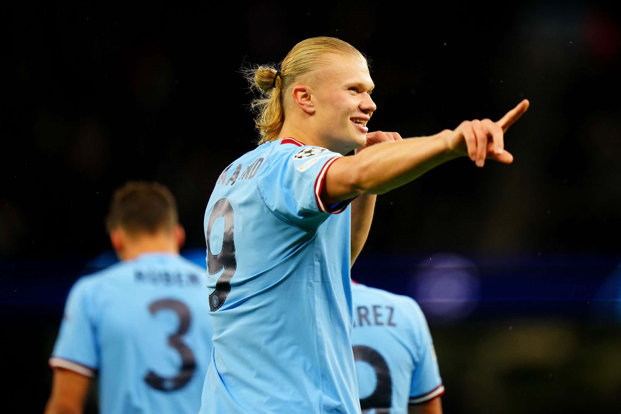 Erling Haaland Is A Damn Alien And It Should Be Illegal For Him To Be On Manchester City