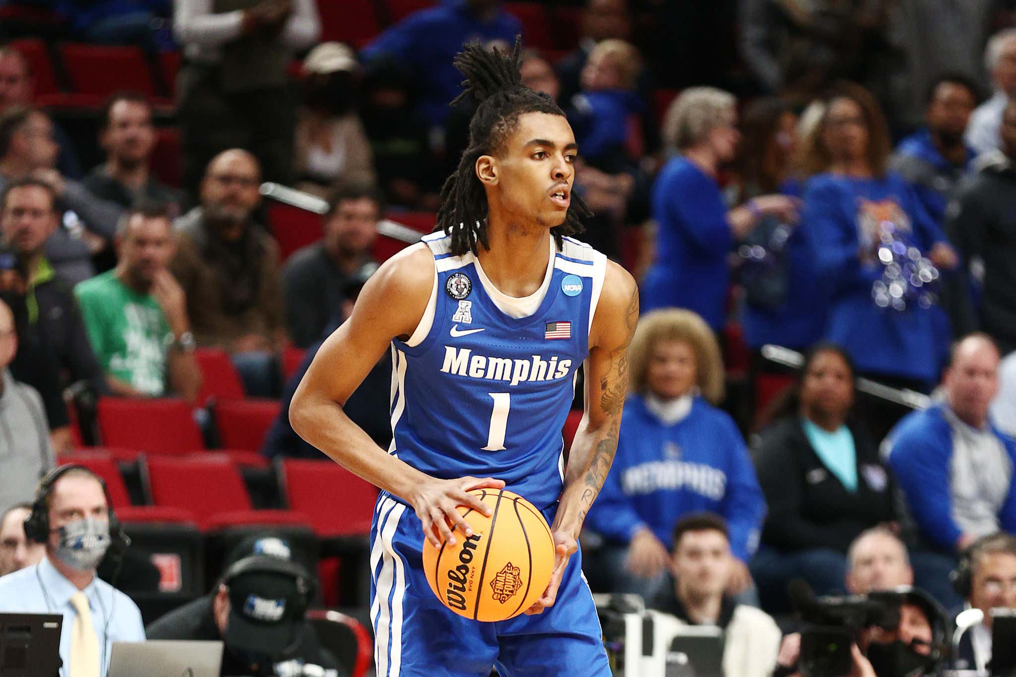 Former No. 1 Recruit Emoni Bates Is Reportedly Back On Eastern Michigan After His Felony Charges Were Dropped