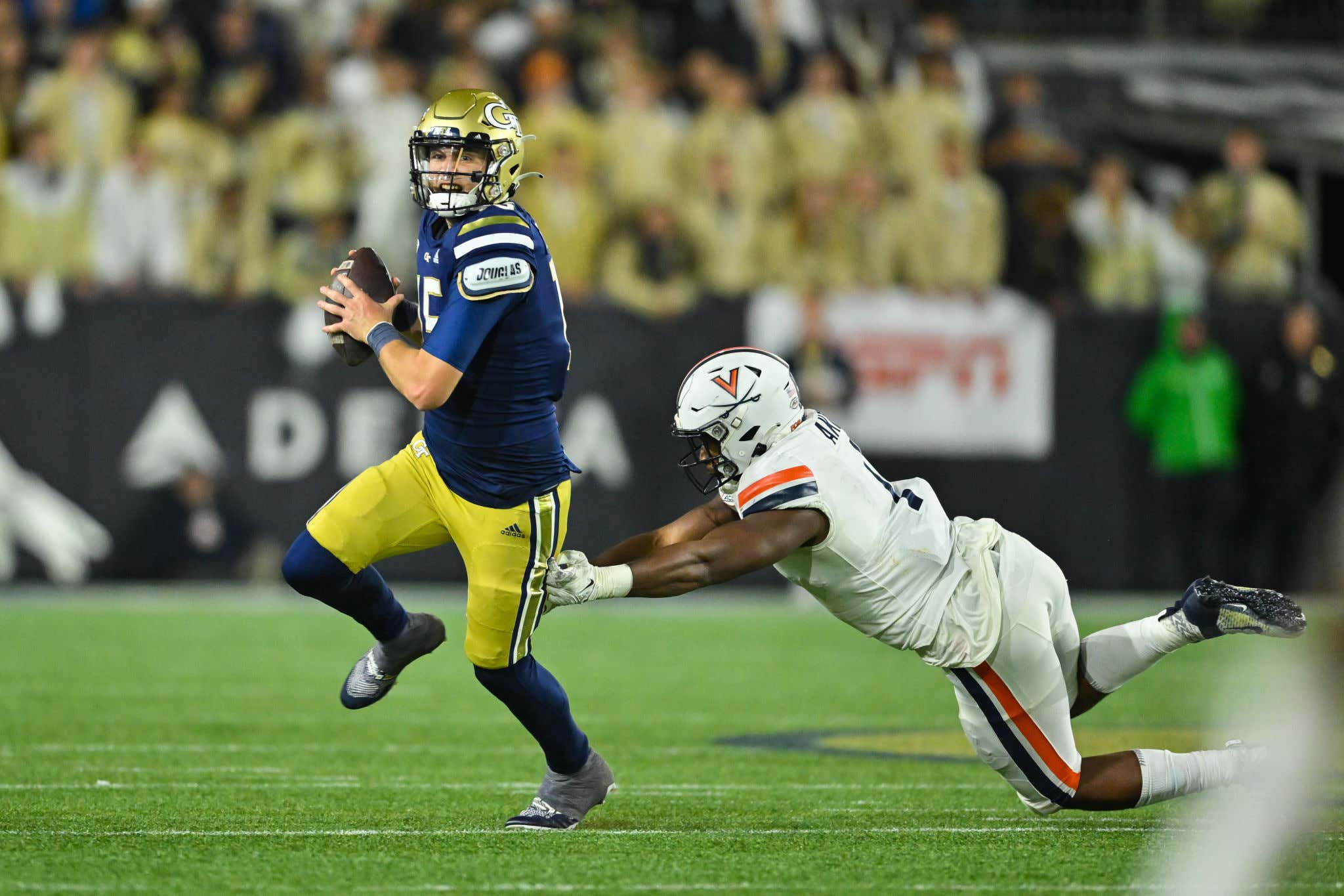 The Georgia Tech QB Who Ran Out Of Bounds On The Final Play Against Virginia Somehow Made It Worse By Basically Admitting He Just Gave Up