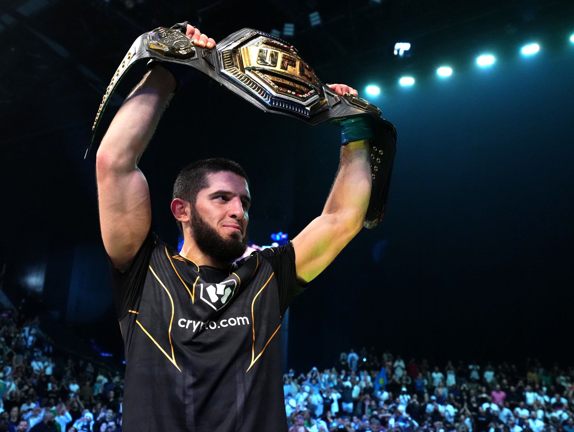 Islam Makhachev Taps Charles Oliveira In The Second Round To Become The NEW Lightweight Champion