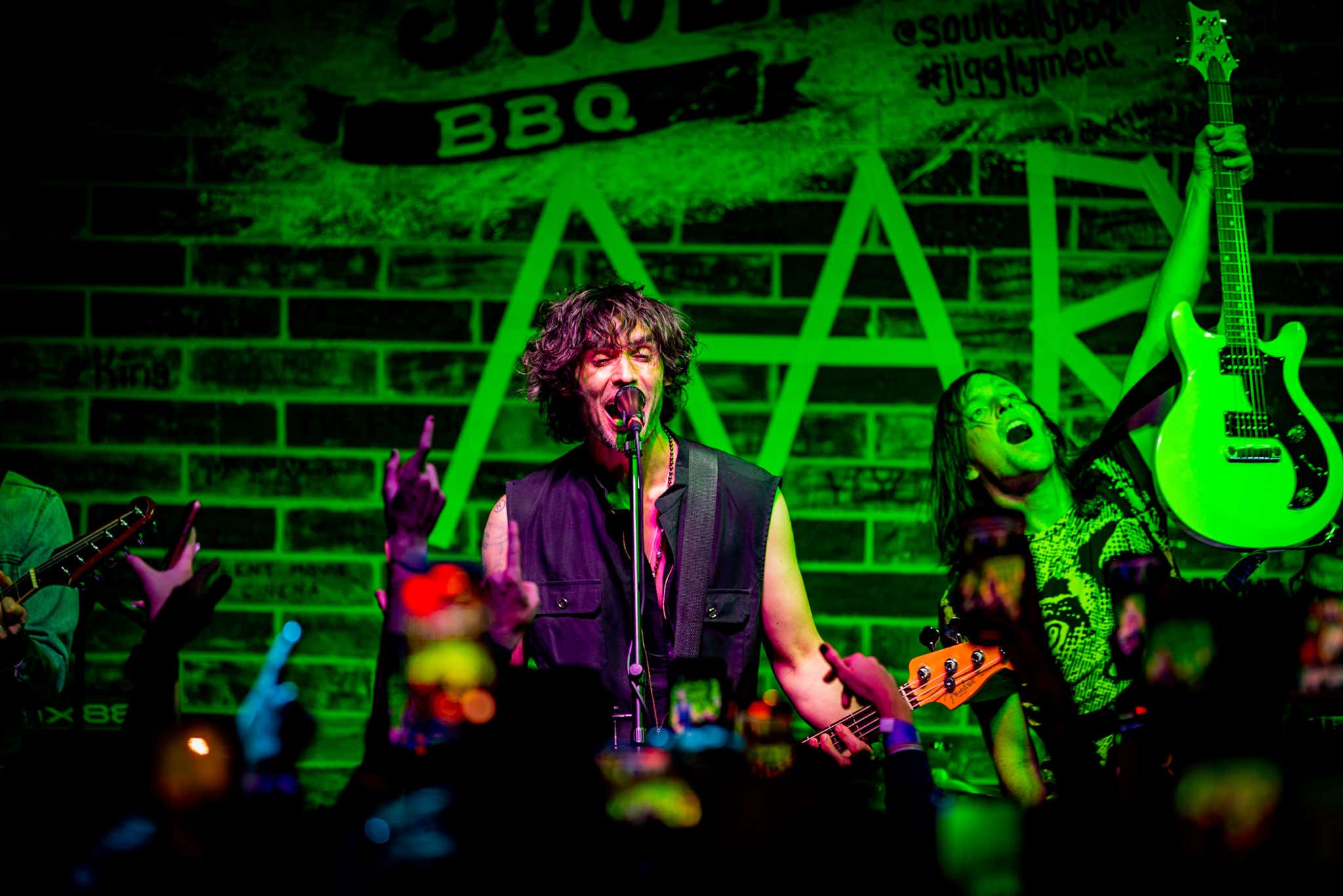 Cool As Hell: The All-American Rejects Showed Up To A BBQ Joint And Played For 500 People After The 'When We Were Young' Show Was Canceled