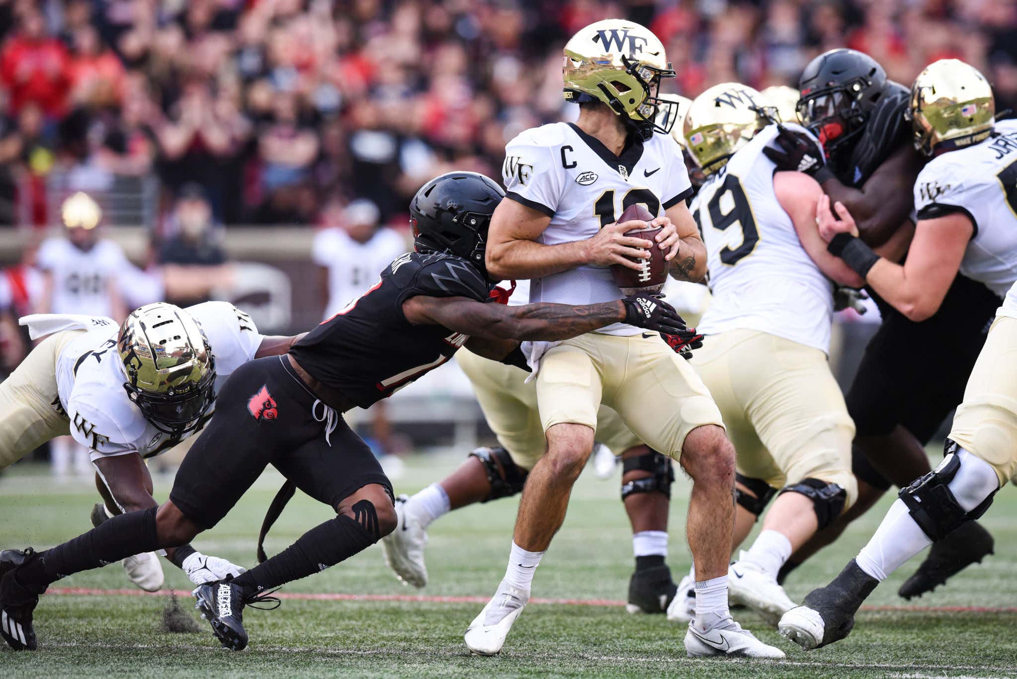Sam Hartman And Wake Forest Turned The Ball Over SIX Times In What Has To Be The Worst Quarter Of Football Ever Played By One Team