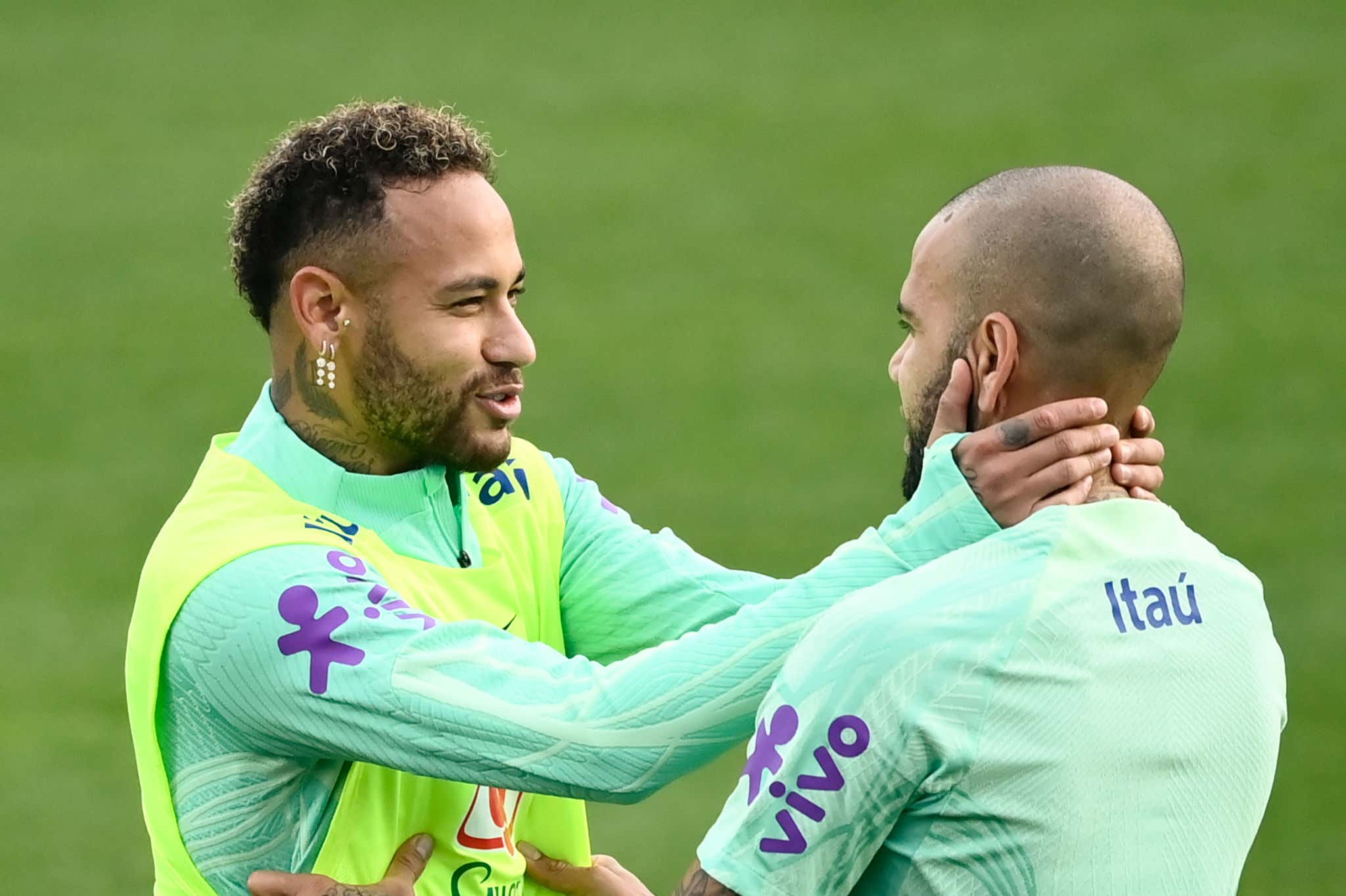 Glue Guy: Brazil Is Bringing 39-Year Old Dani Alves To The World Cup Strictly To Have The Job Of 'Babysitting' Neymar