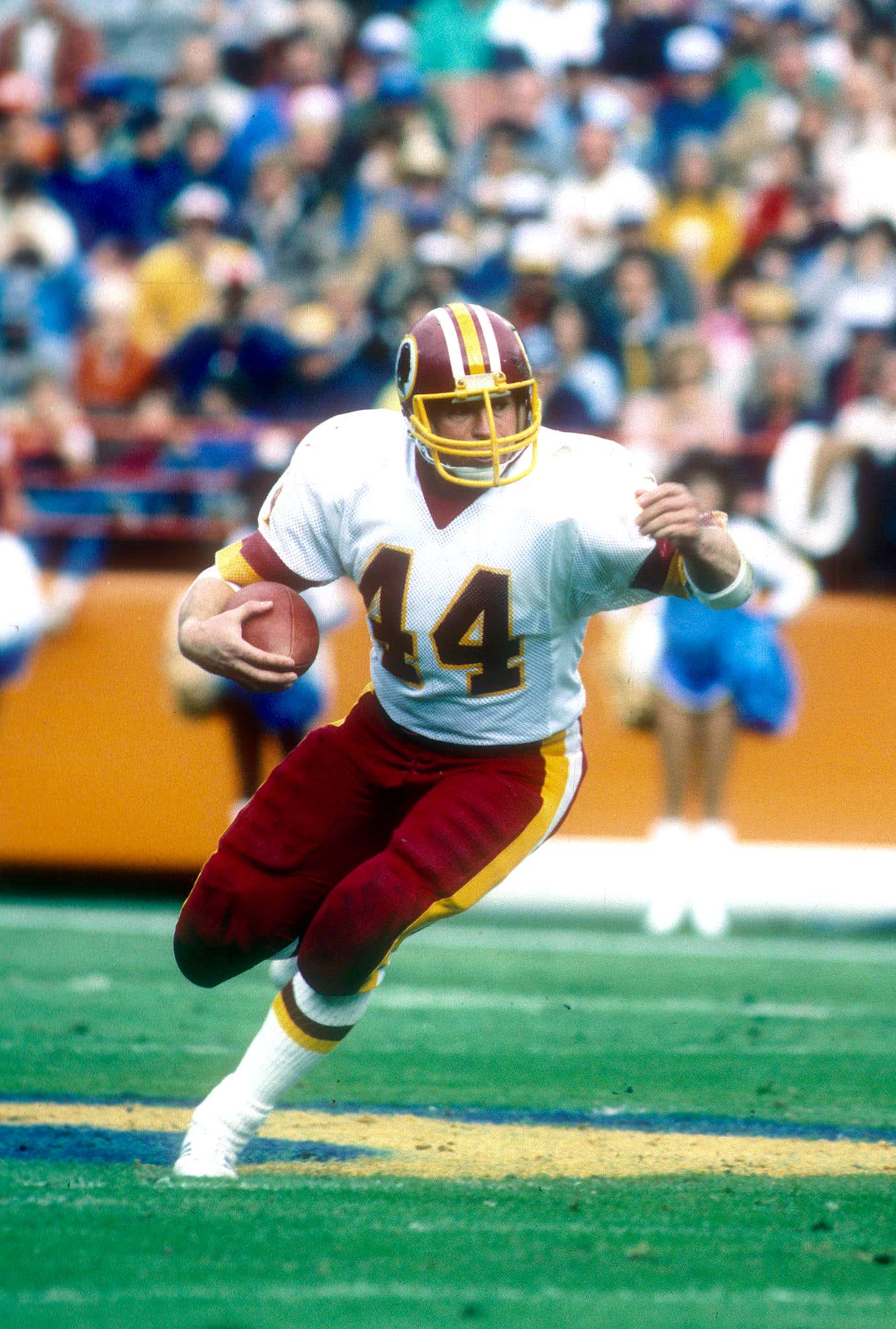 On This Date in Sports November 20, 1983: Riggins Runs for Record