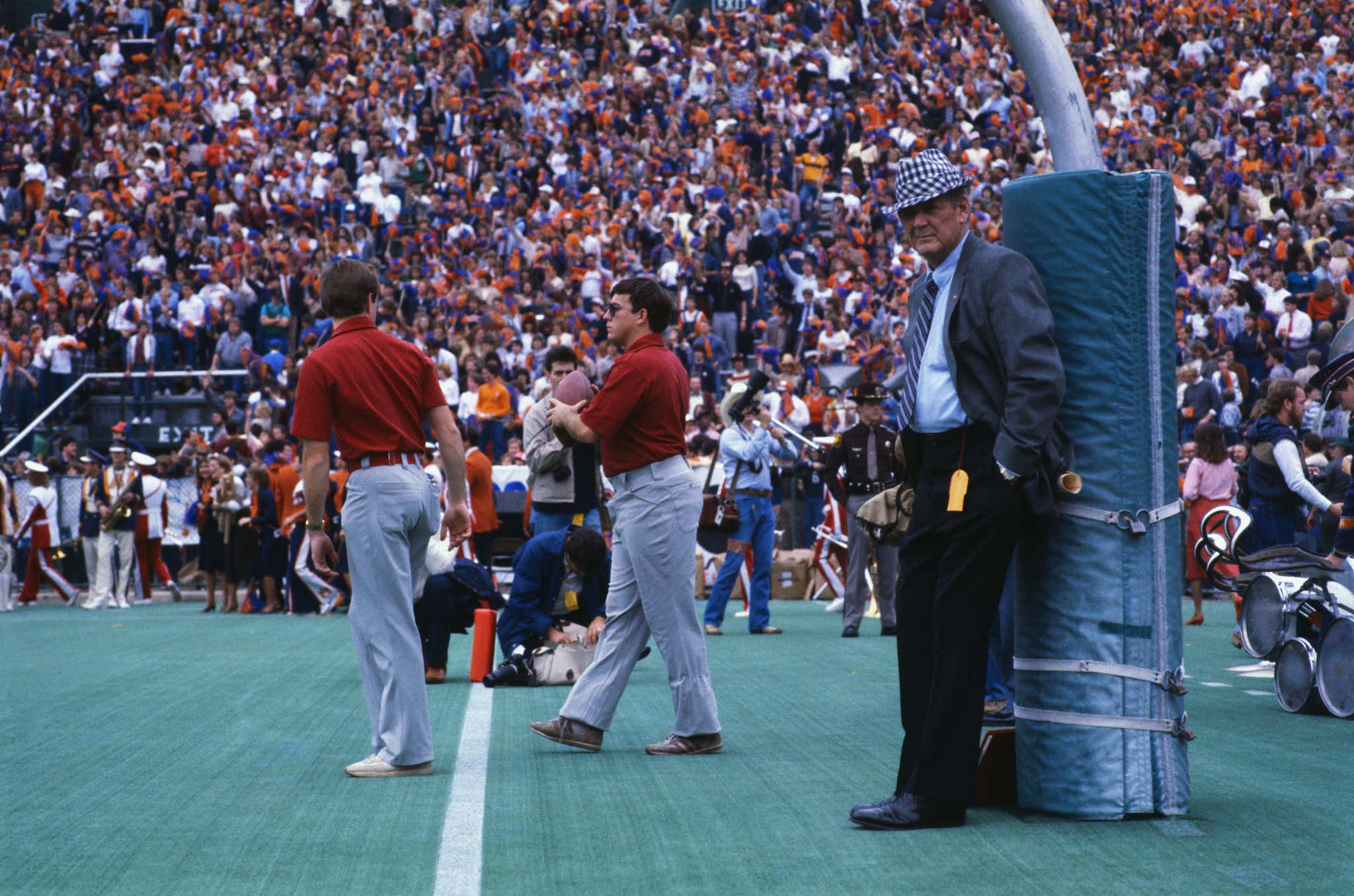On This Date in Sports December 15, 1982: The Bear's Farewell