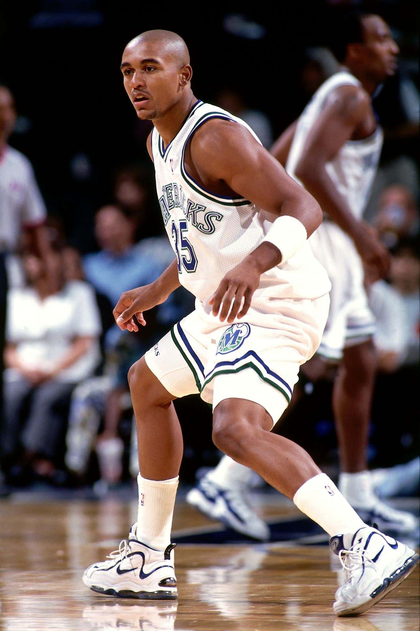 On This Date in Sports December 29, 1997: Quick Foul Out