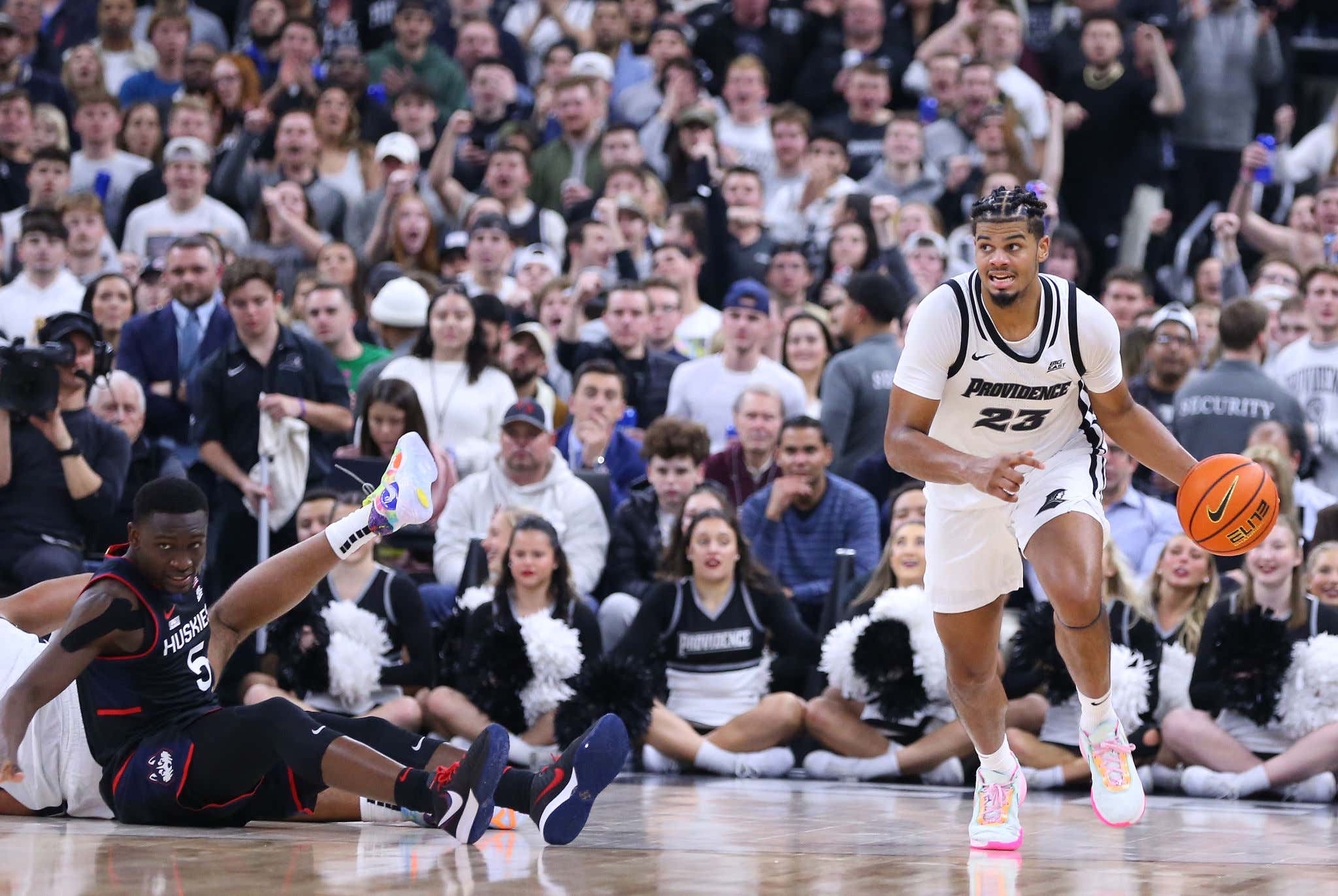 A Guide For College Basketball Casual Fans Everywhere -Welcome To The Season, It Already Doesn't Make Any Damn Sense