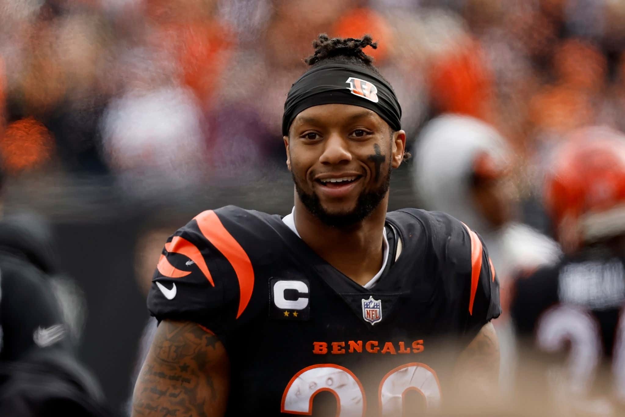 Joe Mixon Does Not Give A Flying Fuck About His Coin Toss Celebration Fine, And Offers Roger Goodell A Wholesome Bargain