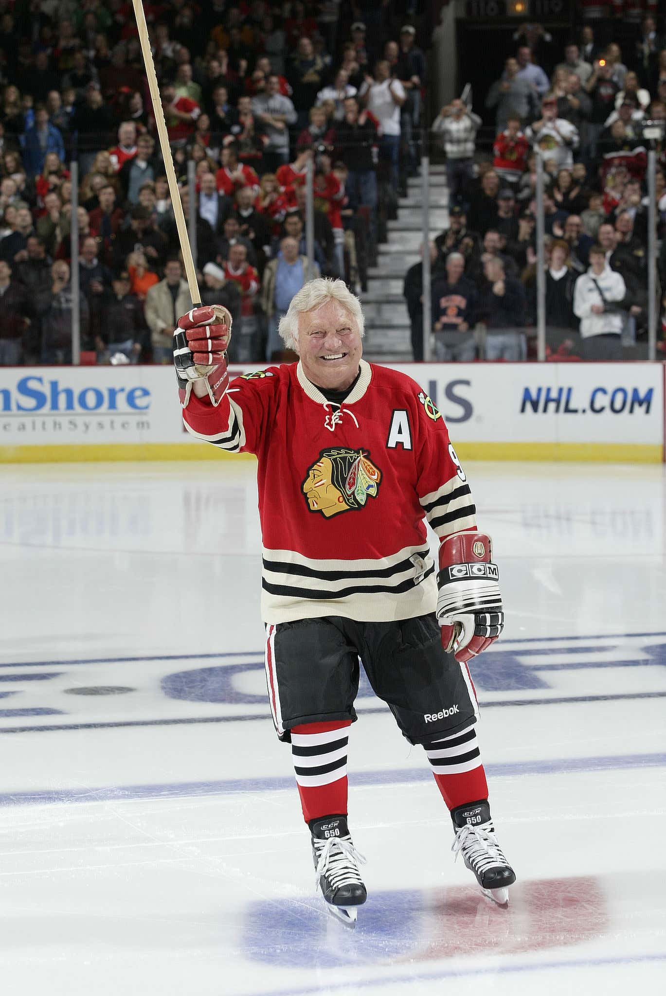 RIP To Blackhawks Legend, Bobby Hull. The Most Naturally JACKED Athlete Whoever Lived