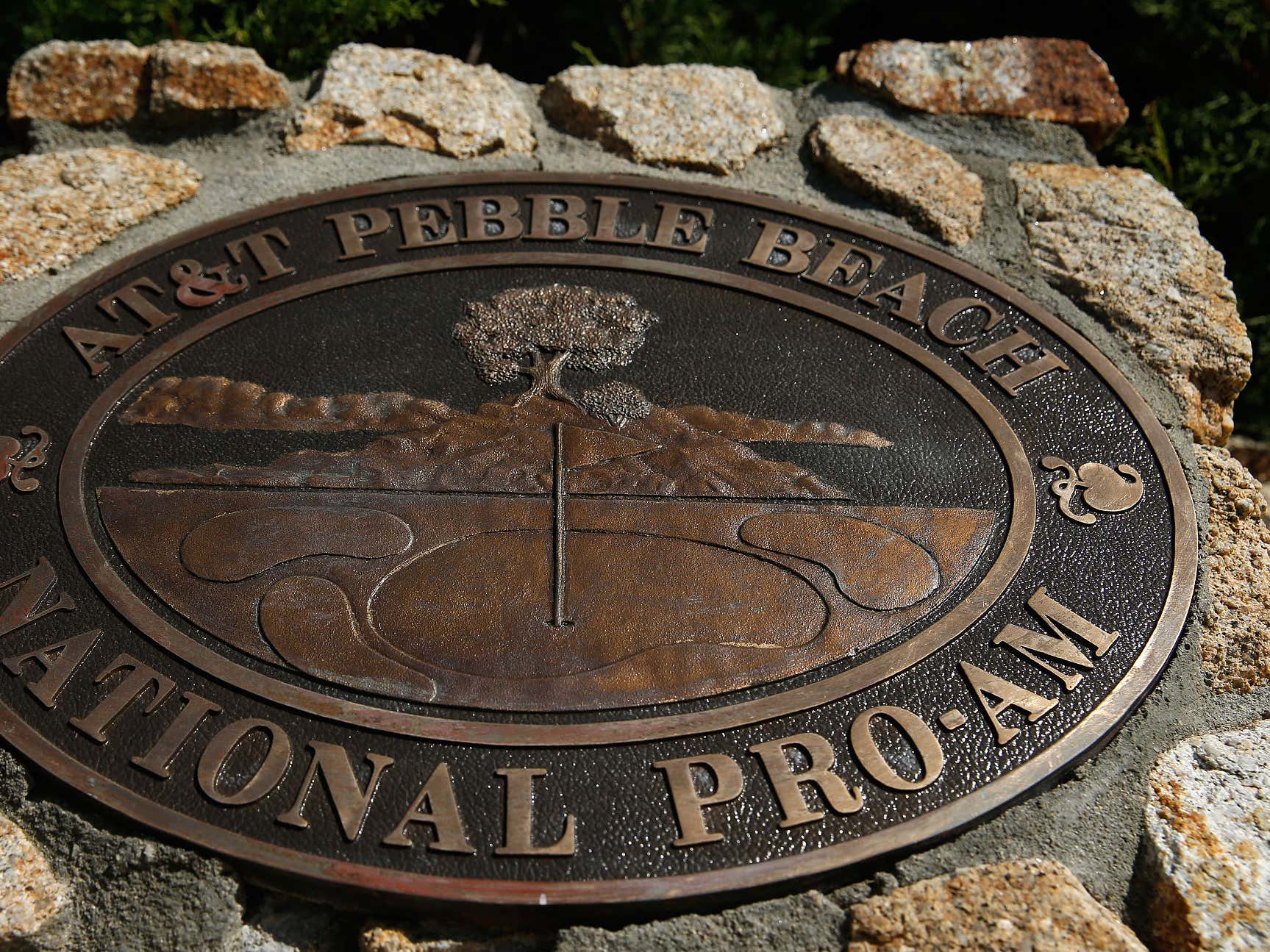 Awful Scene At Pebble Beach After A Caddie Collapsed During Play