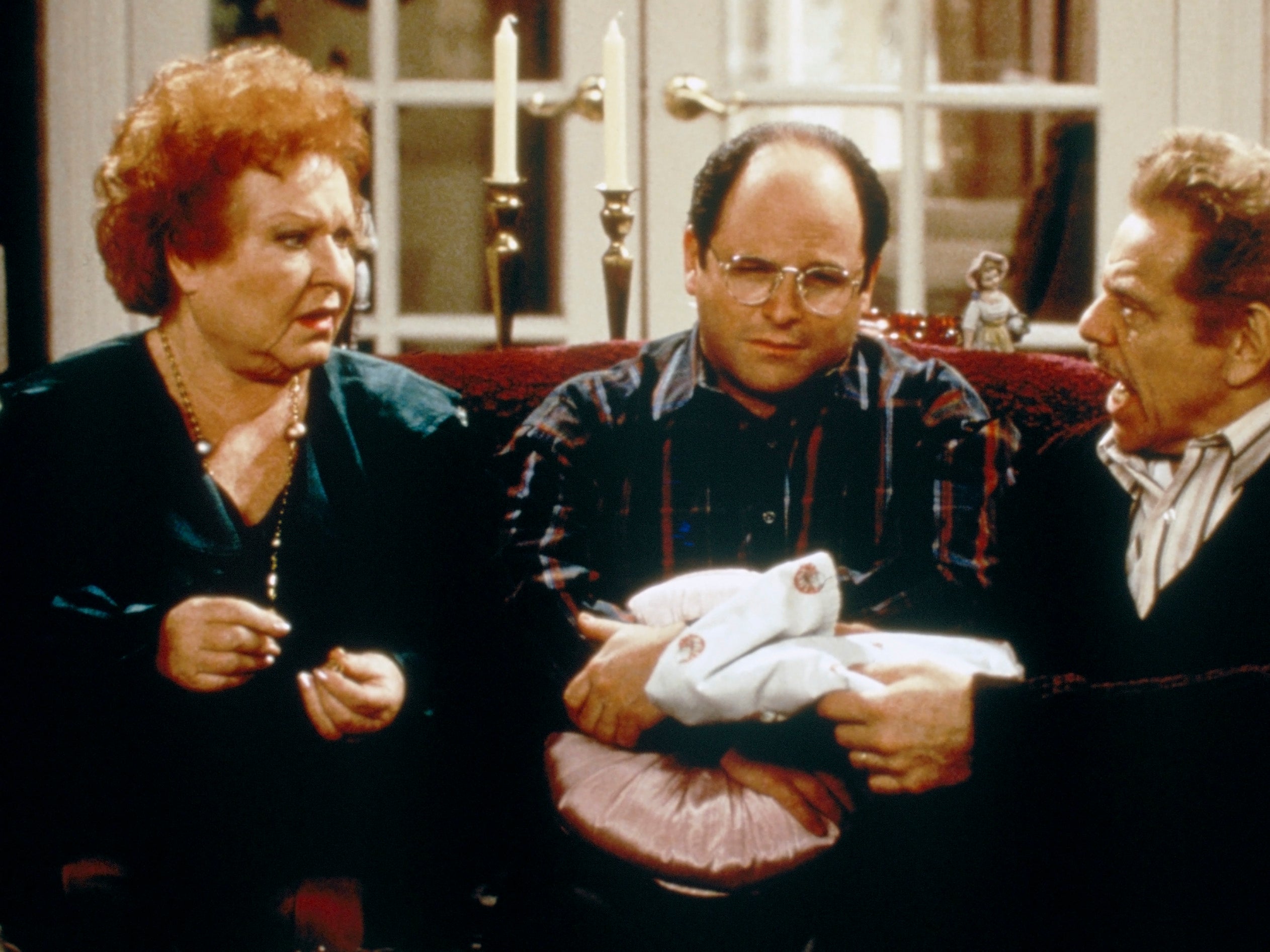 Real And Spectacular - FAU Hoops Held A 'Seinfeld Night' With A Fake Kramer, Marine Biology And Changing Their Court To Del Boca Vista
