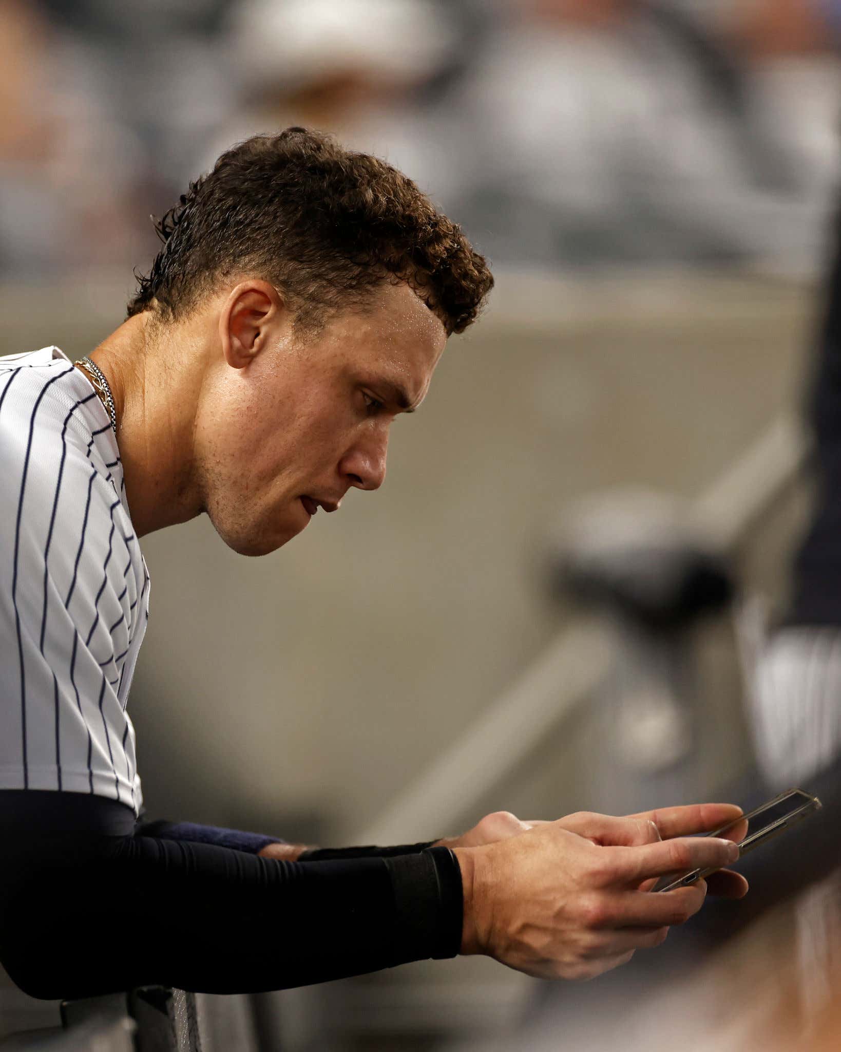 Hal Steinbrenner Is Apparently Too Cheap To Pay $40,000 a Year For The New York Yankees To Have Free Wi-Fi On Their Team Plane
