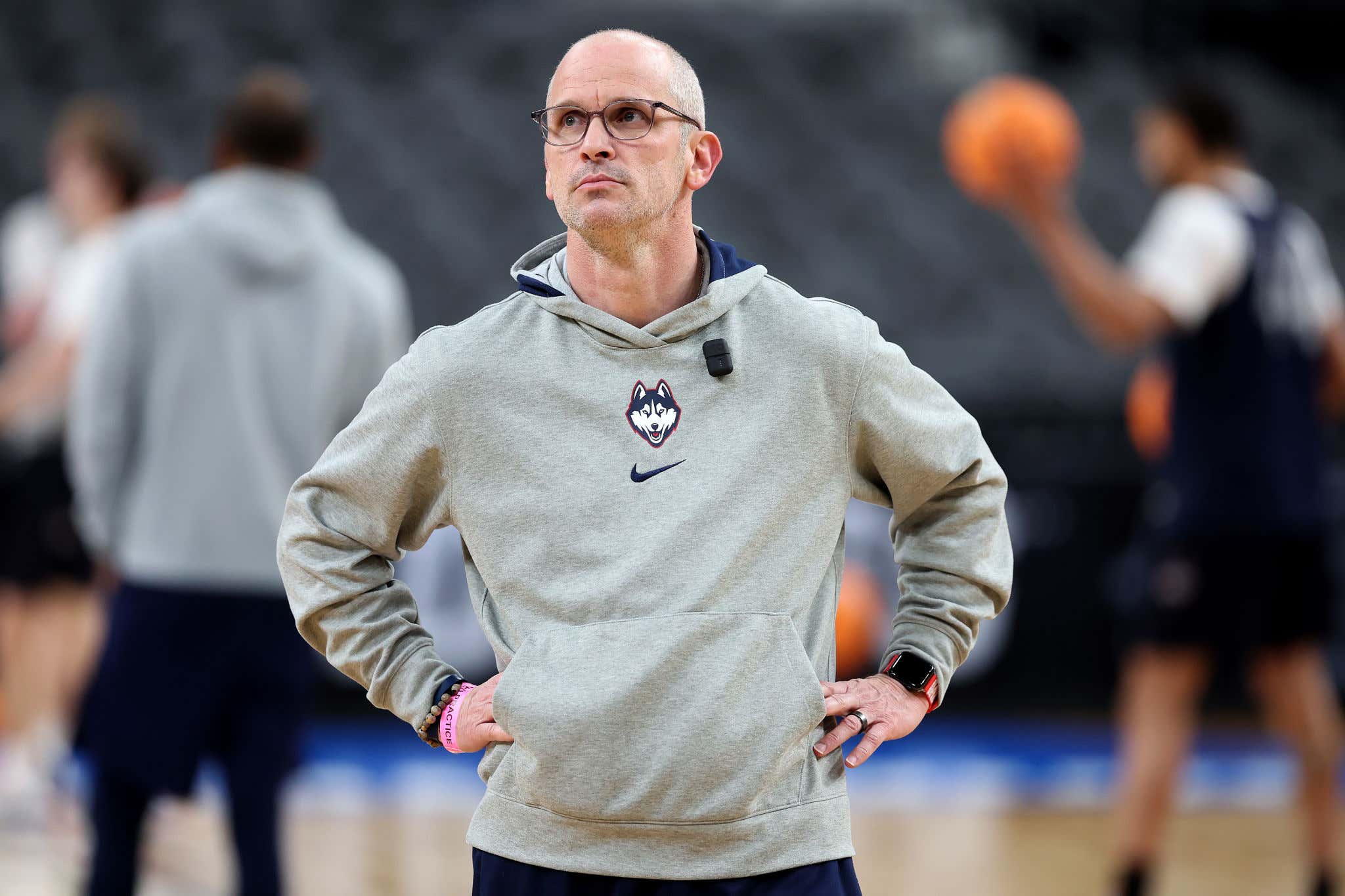 Welcome To Vegas: UConn Had To Switch Team Hotels On Tuesday Because Their Rooms Were Reportedly Covered In Vomit And Dirt