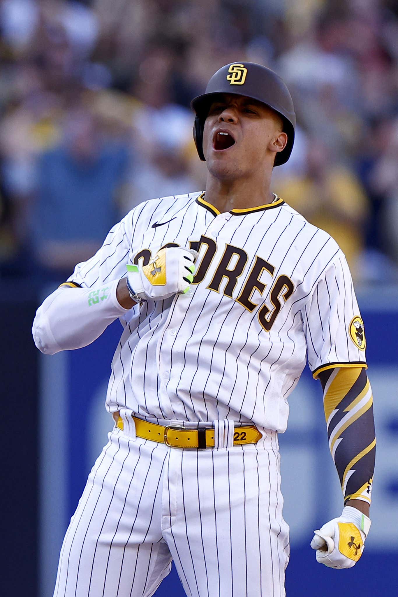 Phillies Color Commentating Blockhead Ben Davis Thinks Juan Soto Is 'Like James Harden And Won't Fit Well In The Clubhouse'