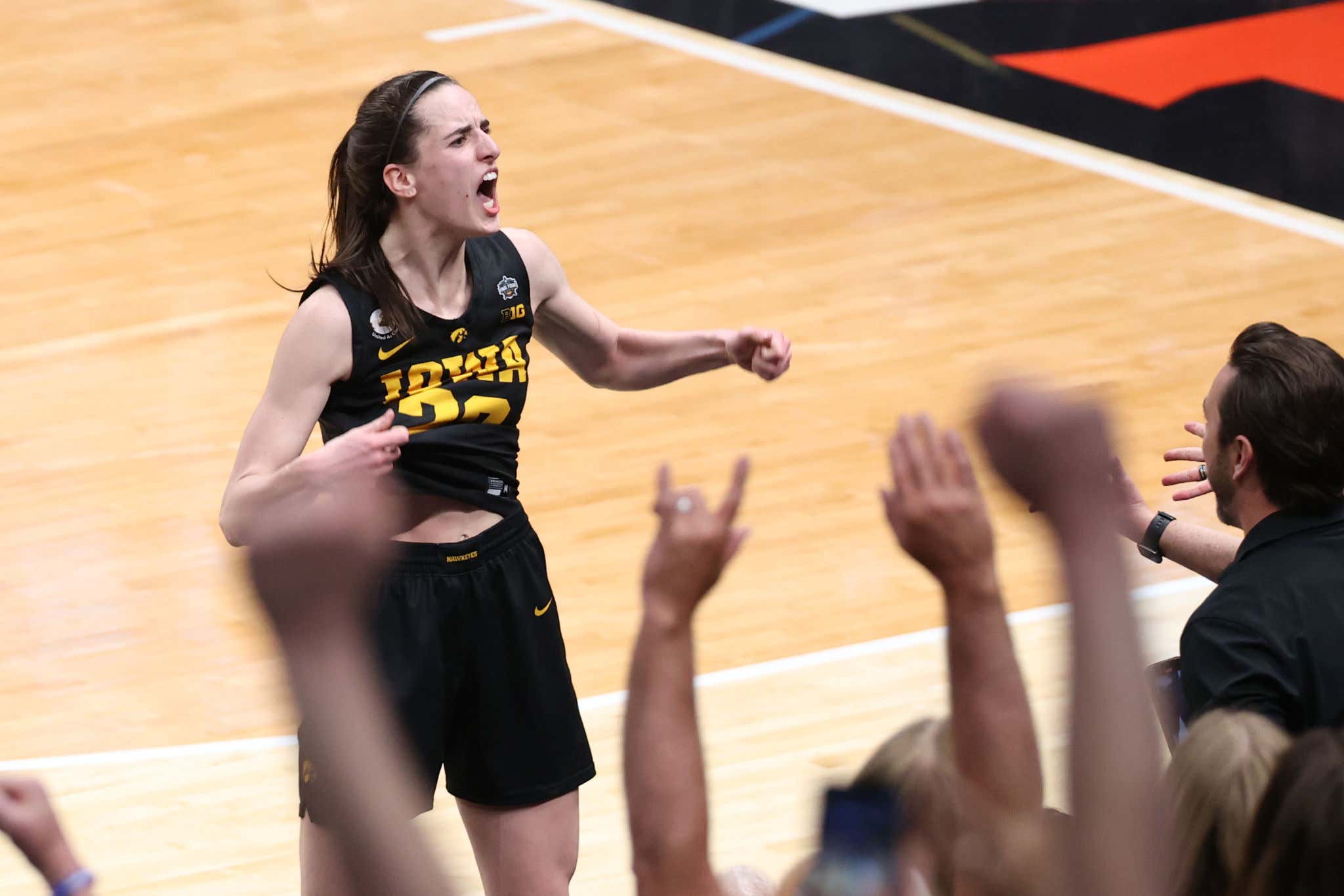 CAITLIN CLARK IS A GOD AND IOWA IS HEADED TO THE NATIONAL CHAMPIONSHIP GAME