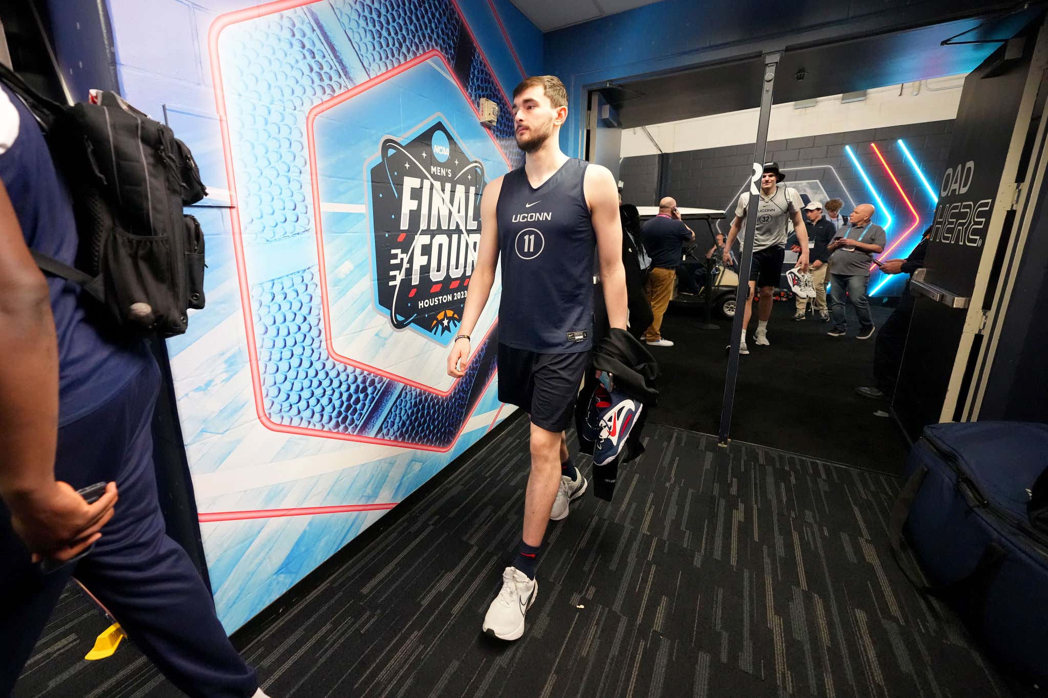 Every Single Damn Thing You Need To Get The Juices Flowing For Today's Final Four Games