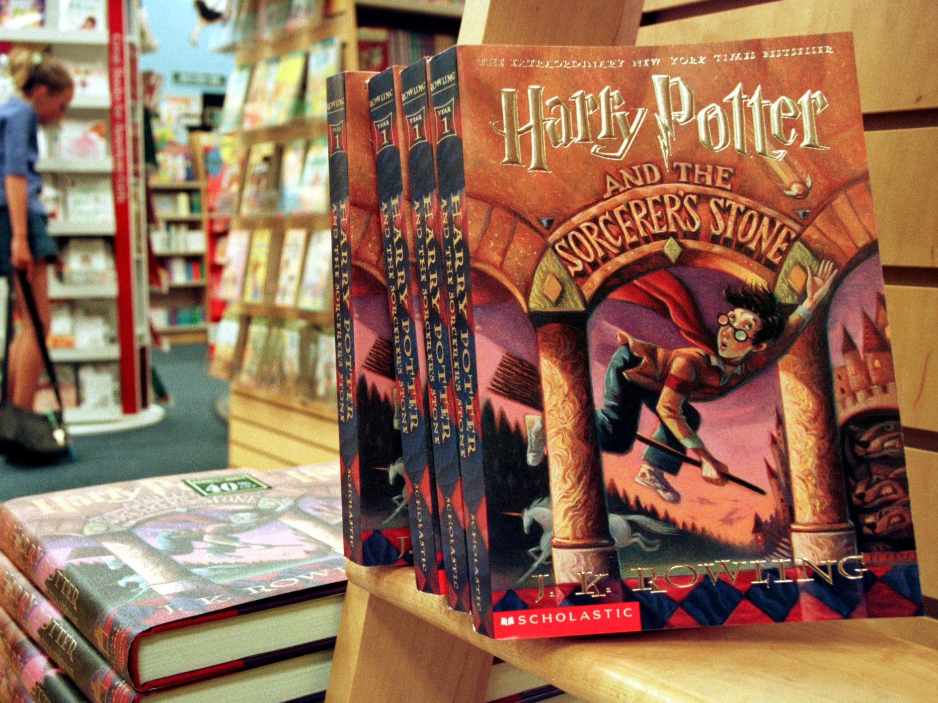 HBO Is Working On A Harry Potter Series Covering All Seven Books And Its Either Going To Blow My Socks Off Or Piss Me Off
