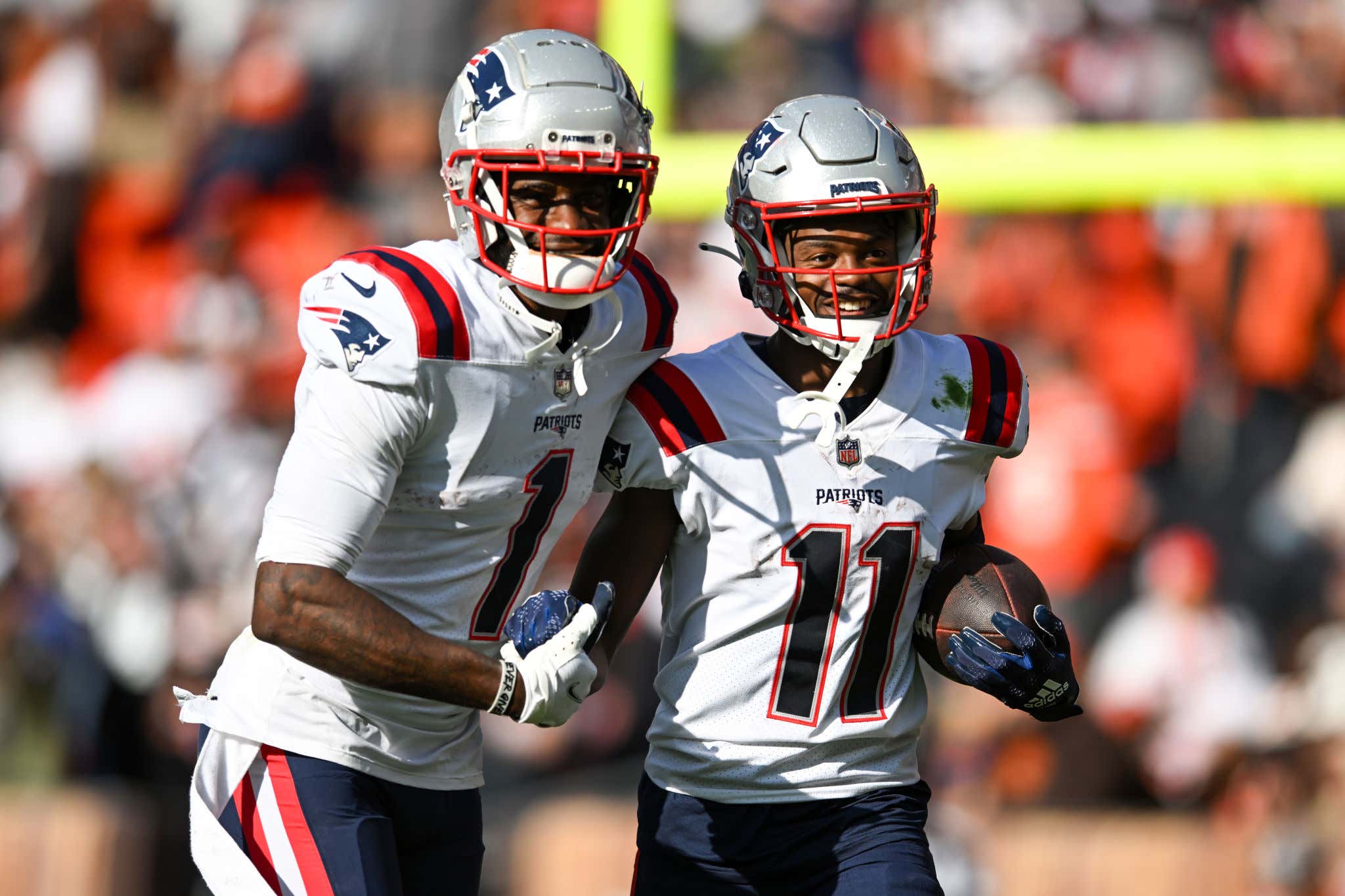 DeVante Parker likely taking Julian Edelman's old No. 11 Patriots jersey 