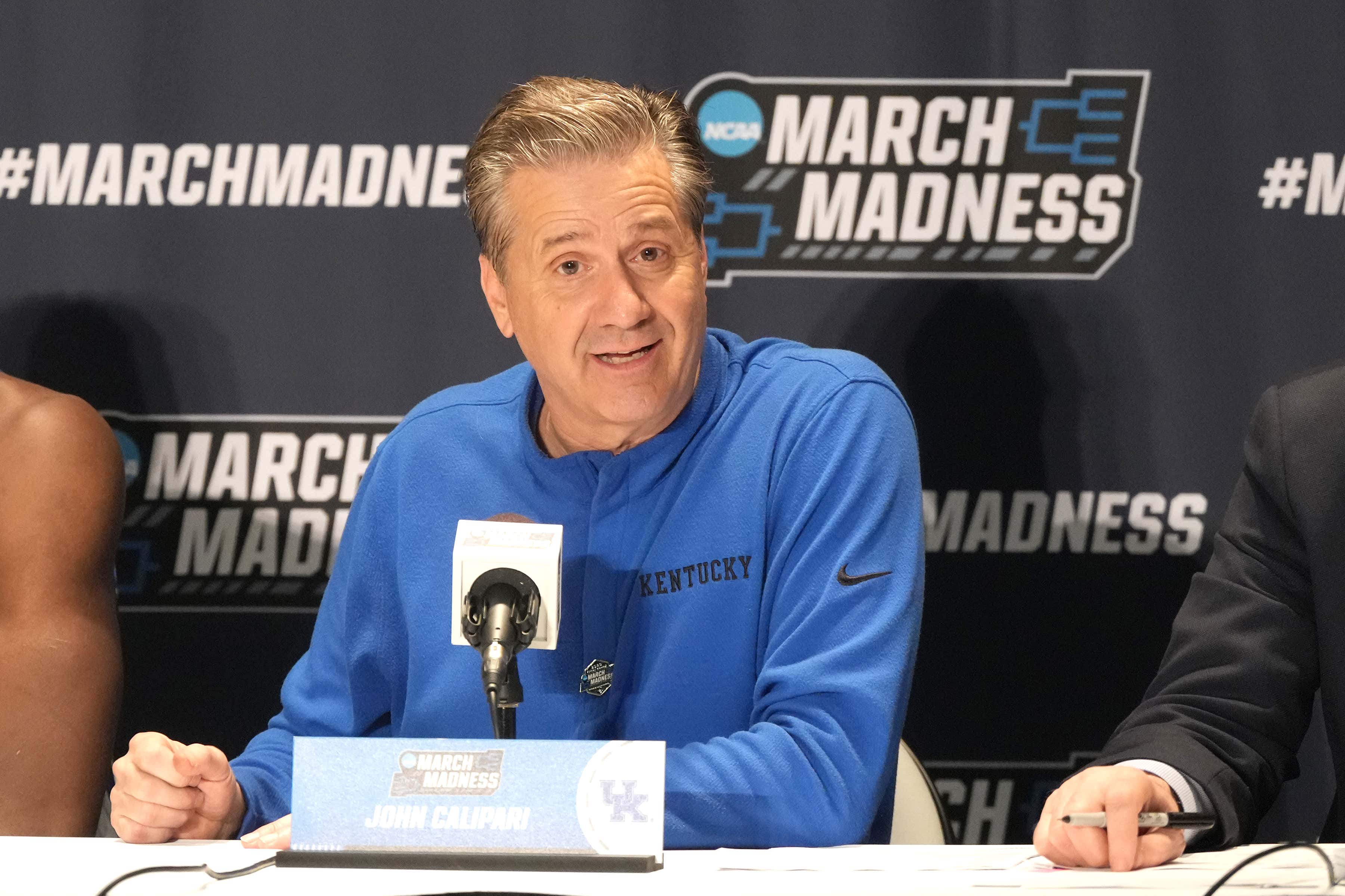 Hearing How Coach Calipari Is Recruiting Hunter Dickinson Is One Of The Coolest Things You'll Listen To All Day