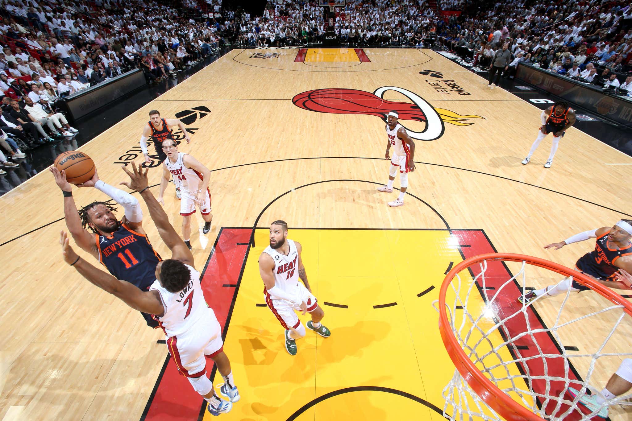 The Knicks Season Is Over Because, Well, No One Else Besides Jalen Brunson Decided To Show Up For Game 6