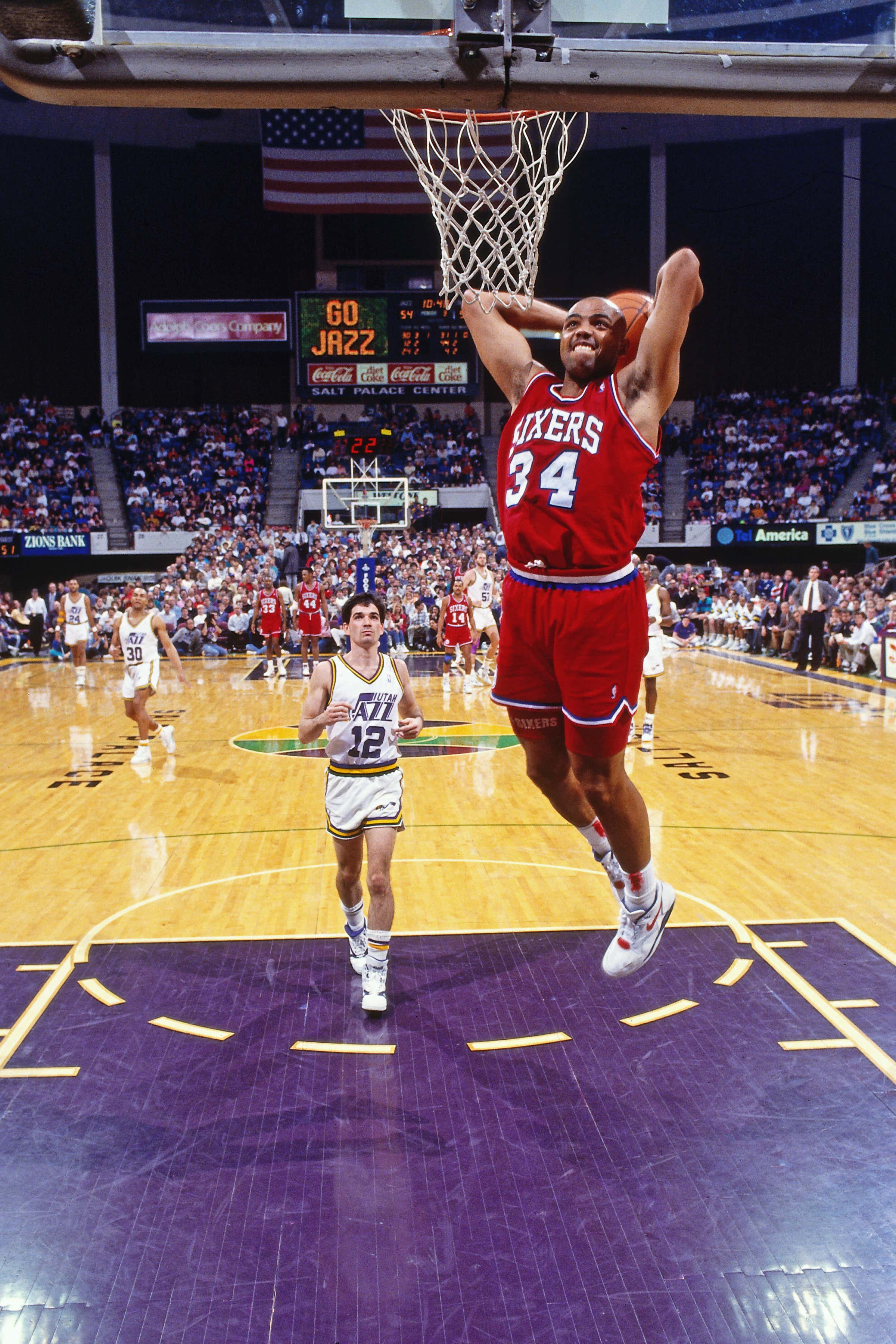 Awesome Story About How Charles Barkley Tried To "Eat His Way Out Of Philadelphia" Because He Thought His Rookie Contract Was Too Small