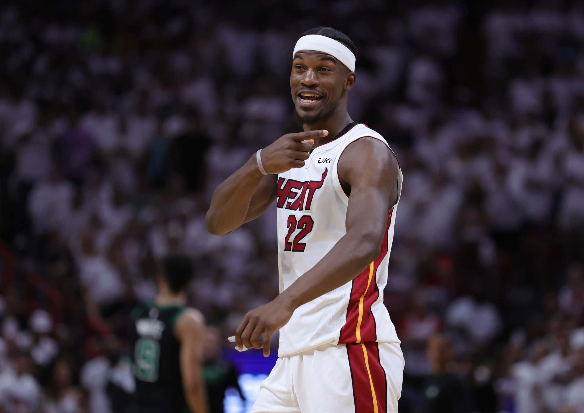 Jimmy Butler Counter-Trolled The Hell Out Of Al Horford And The Celtics With A Hilarious Mocking Timeout Gesture