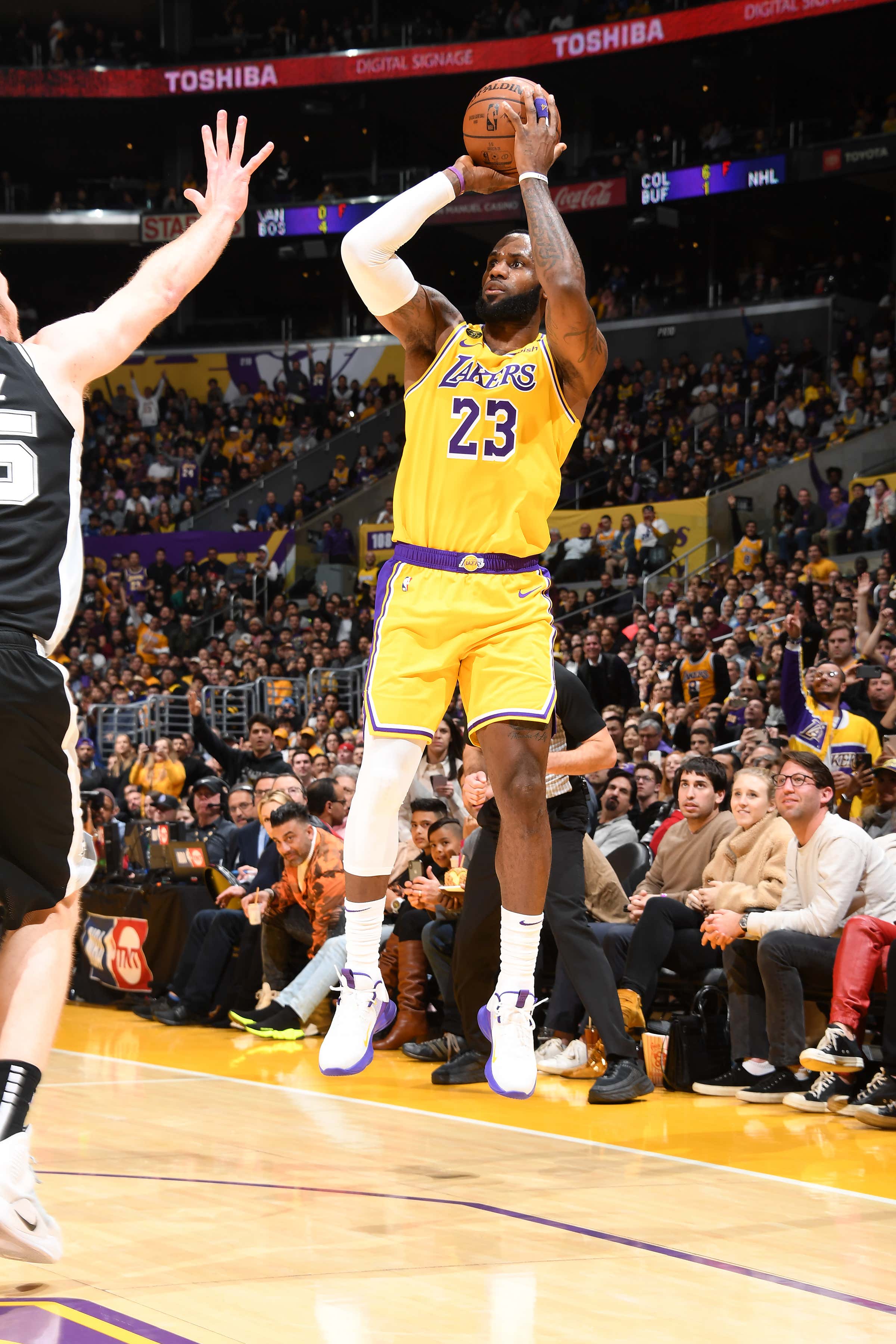 Zero Dark Thirty—23 Mode Returns: LeBron Switches His Number Back To 23 Out Of Respect For The Late Bill Russell