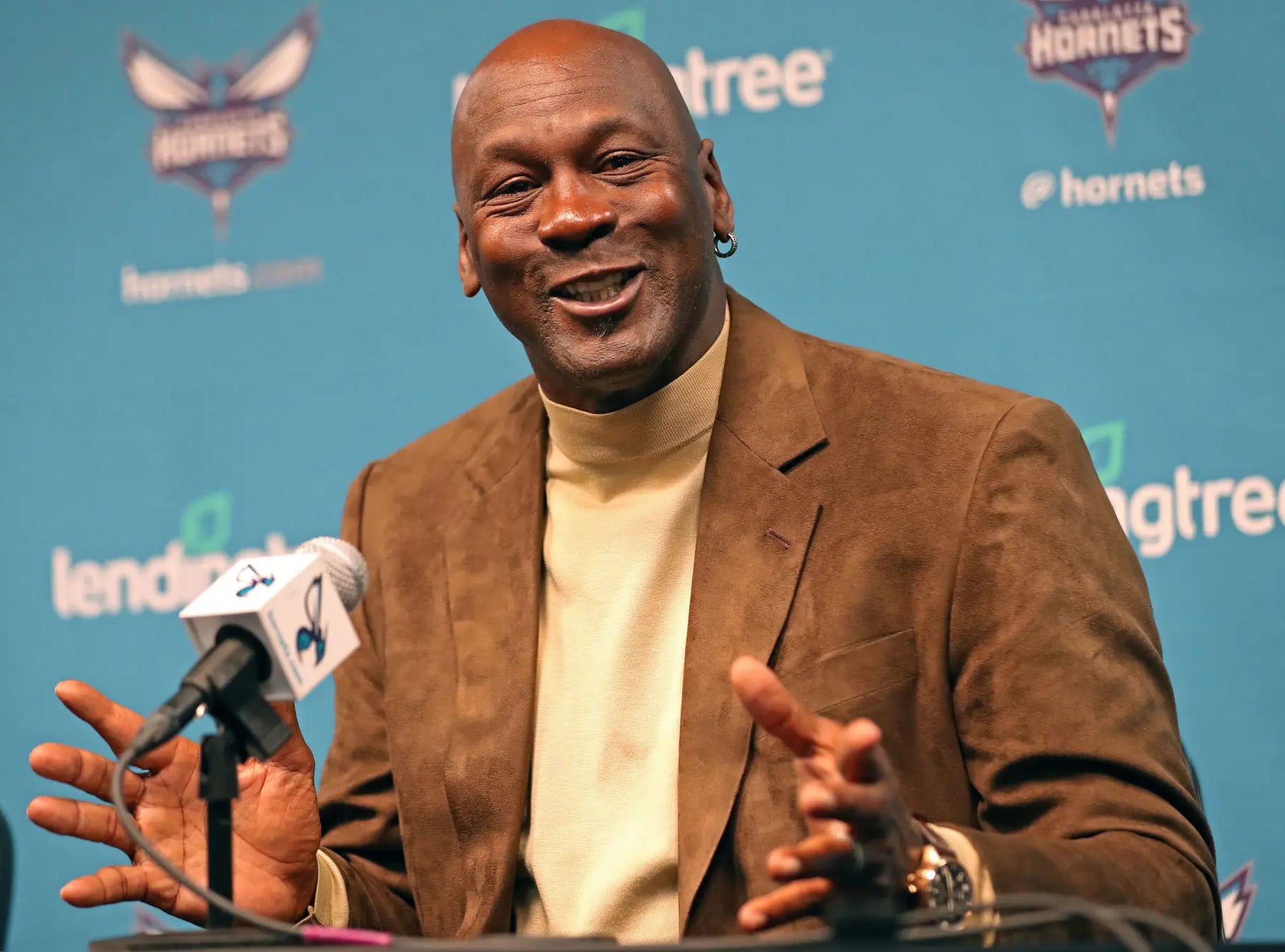 Michael Jordan Selling His Majority Stake In The Hornets Could Potentially Be The Pathway To Charlotte Landing Zion Williamson