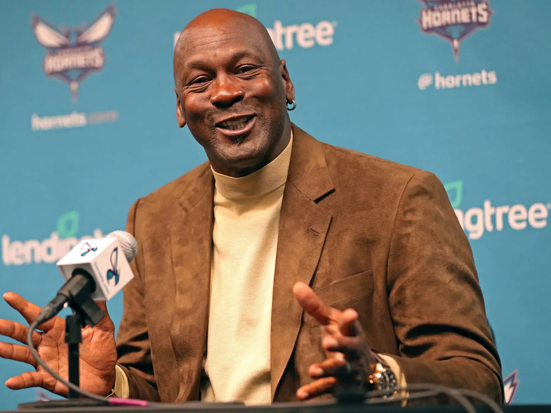 Michael Jordan Will Reportedly Have The Final Say Of Who The Hornets Pick At 2 Even Though He Has Already Agreed To Sell The Team