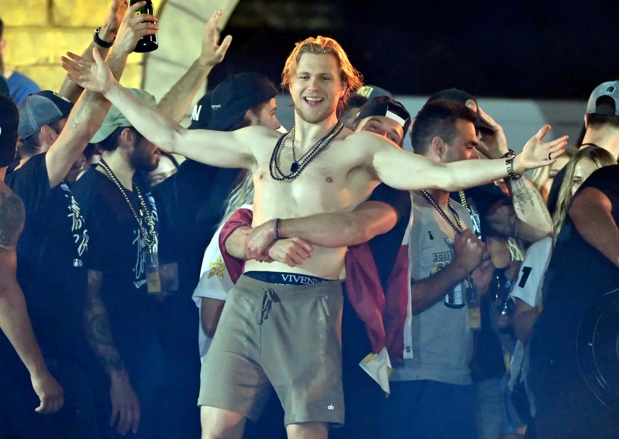 William Karlsson Went Out And Delivered The Greatest (Maybe Also Drunkest) Speech Ever At The Golden Knights Cup Parade