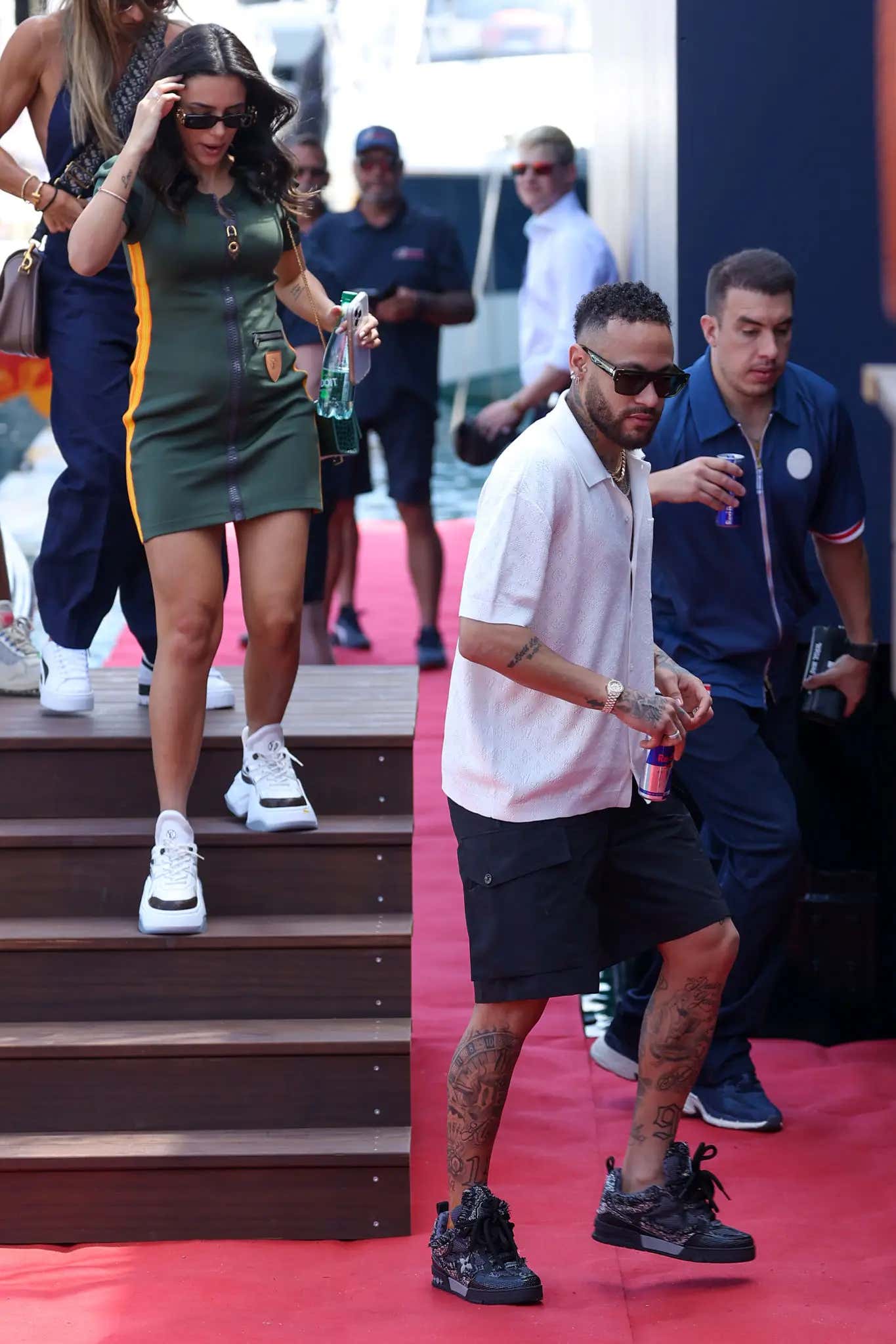 Neymar Goes On Instagram To Publicly Apologize For Cheating On His Pregnant Girlfriend To His 210 MILLION Followers