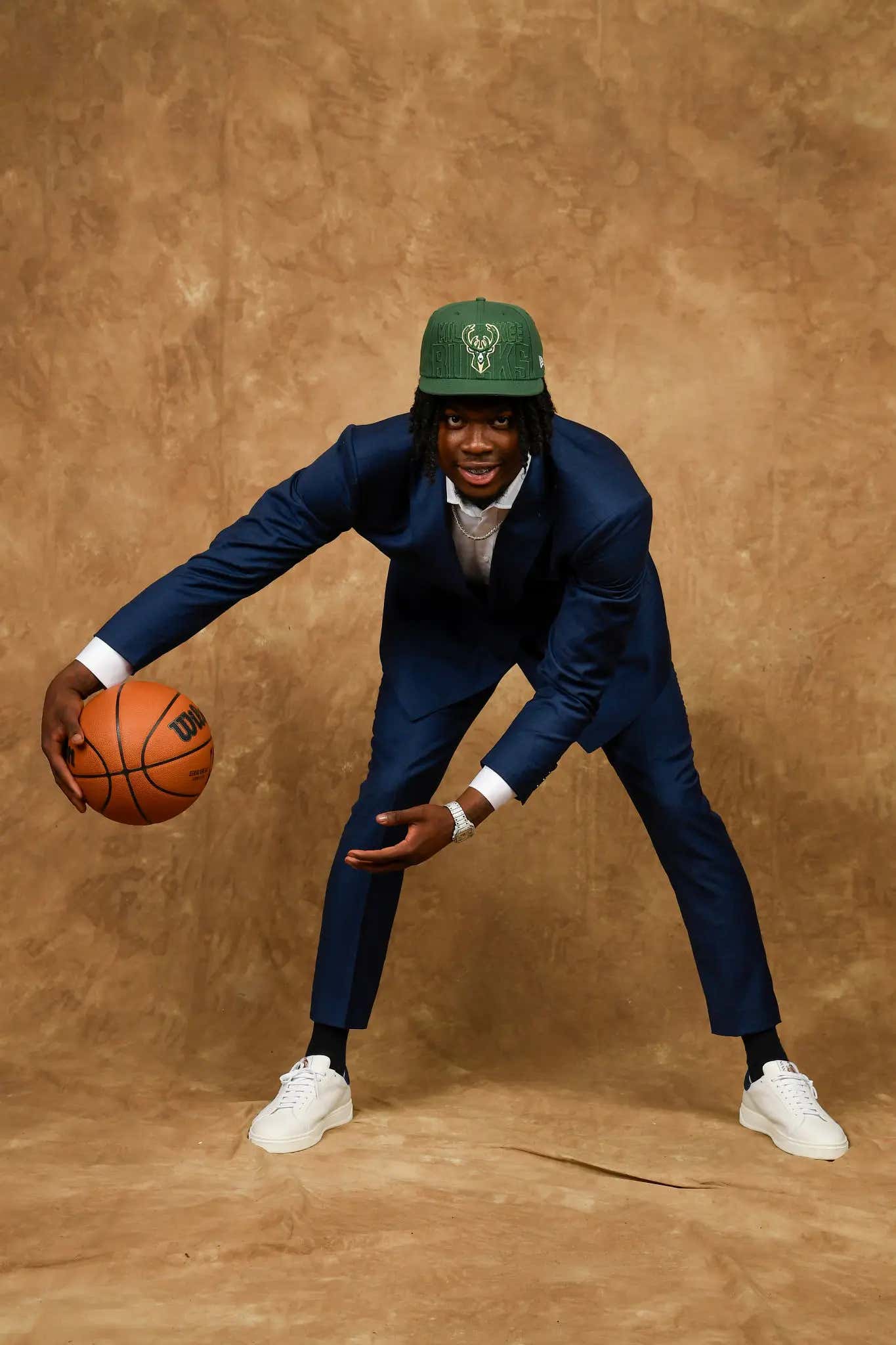 It's Still Crazy That The NBA Allows This - Chris Livingston's Agent Was Reportedly Calling Teams To Tell Them Not To Draft Him, Just So He Could Go To The Bucks