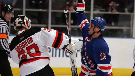 Spittin' Chiclets Is L.A. Living With Sean Avery And The Empty Netters On Friday's Pod