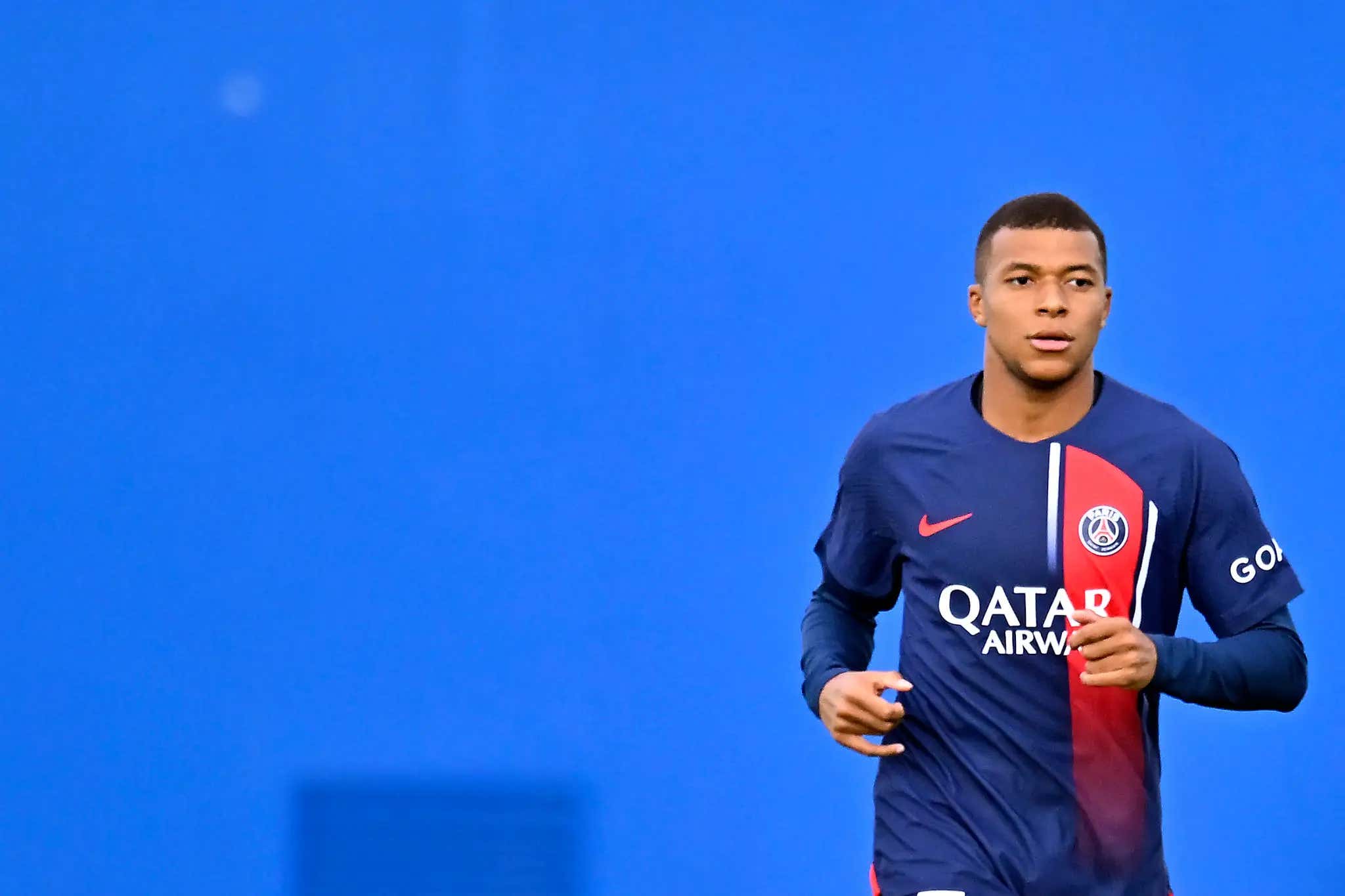 A Saudi Arabian Club Has Officially Offered Mbappe The Most Outrageous, Fake Sounding Contract Ever -  $775 MILLION For One Year