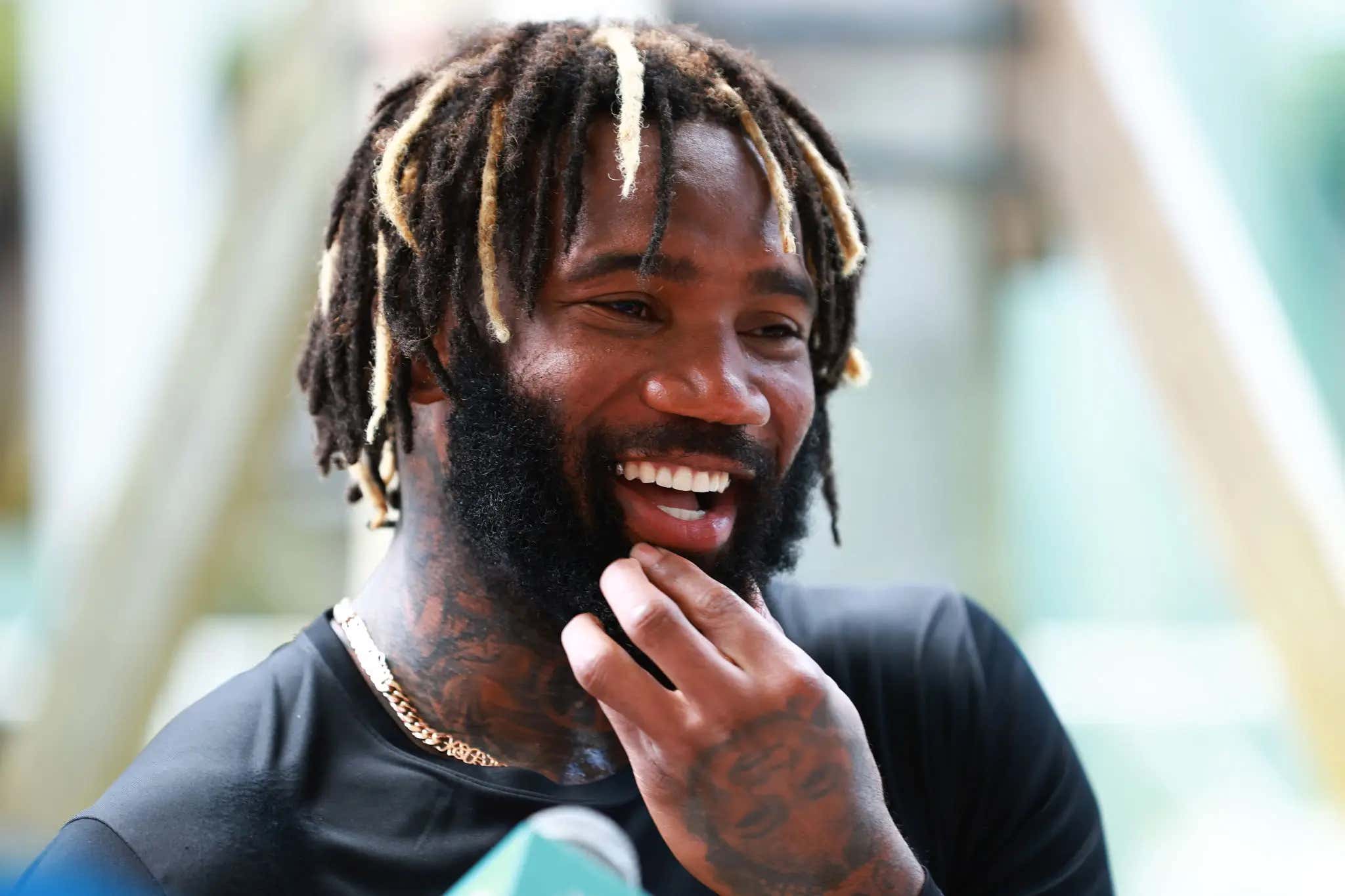 One Of Xavien Howard's Baby Mamas Have Resorted To Putting DNA Results On The Baby's Onesie To Prove He's The Father