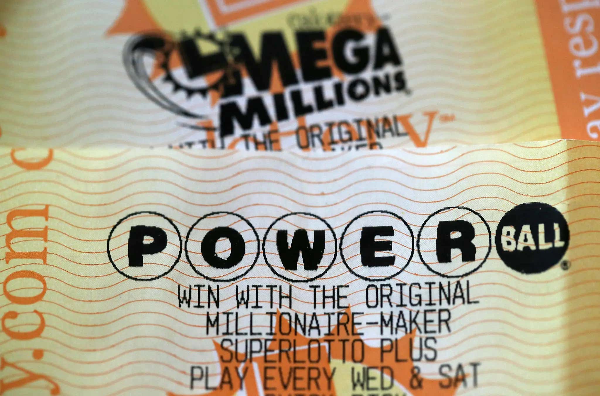 Winner of $2.4 Billion Dollar Powerball is Being Erroniously Accused of Stealing The Ticket By a Man with ZERO Evidence on His Side