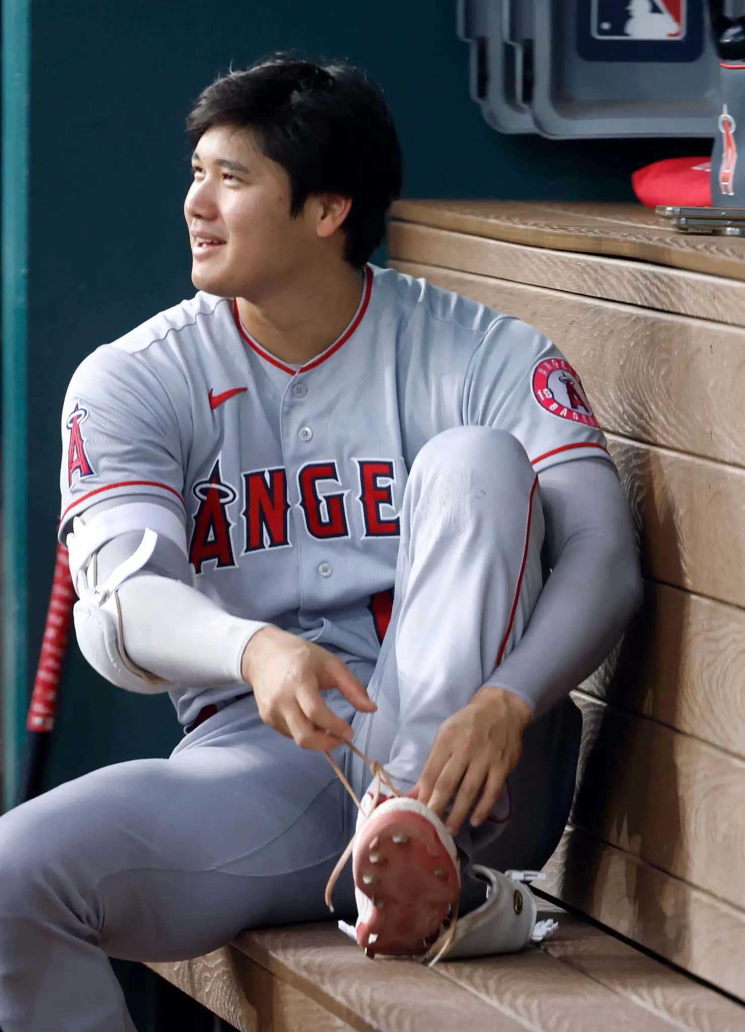 Peter Gammons Says Shohei Ohtani May Consider Boston Because Of His Relationship With......The CEO Of New Balance?