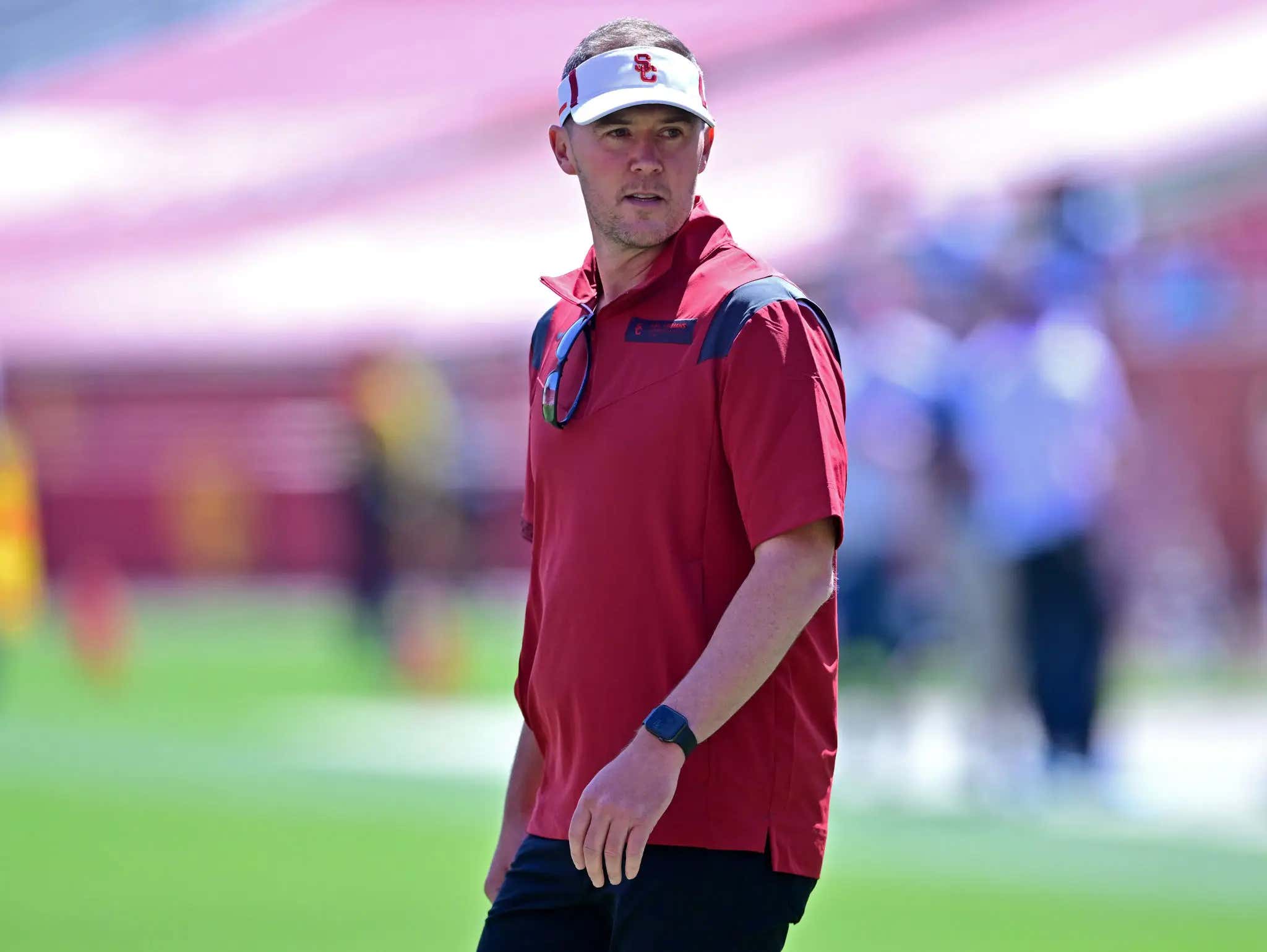 Lincoln Riley Said Multiple People Tried To Break Into His House After He Announced He Was Going To USC, But Is He Lying?