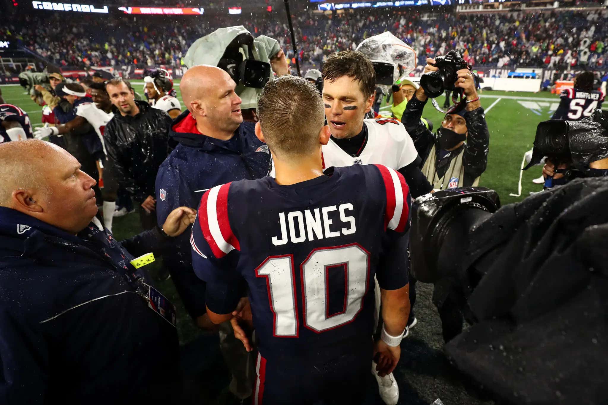 It Feels Like Mac Jones is Taking on a Bigger Leadership Role That is, Dare I Say it, Very Brady Like