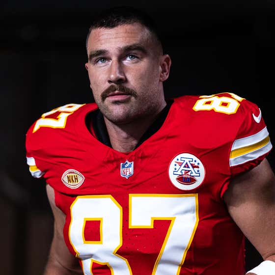 does travis kelce smoke cigarettes Travis Kelce Caught Smoking in His Car Before Practice, Does It Make Him a  Bad Guy?