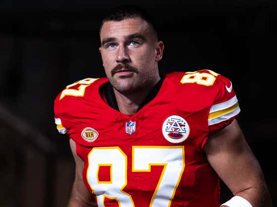 Travis Kelce Caught Smoking in His Car Before Practice, Does It Make Him a  Bad Guy?