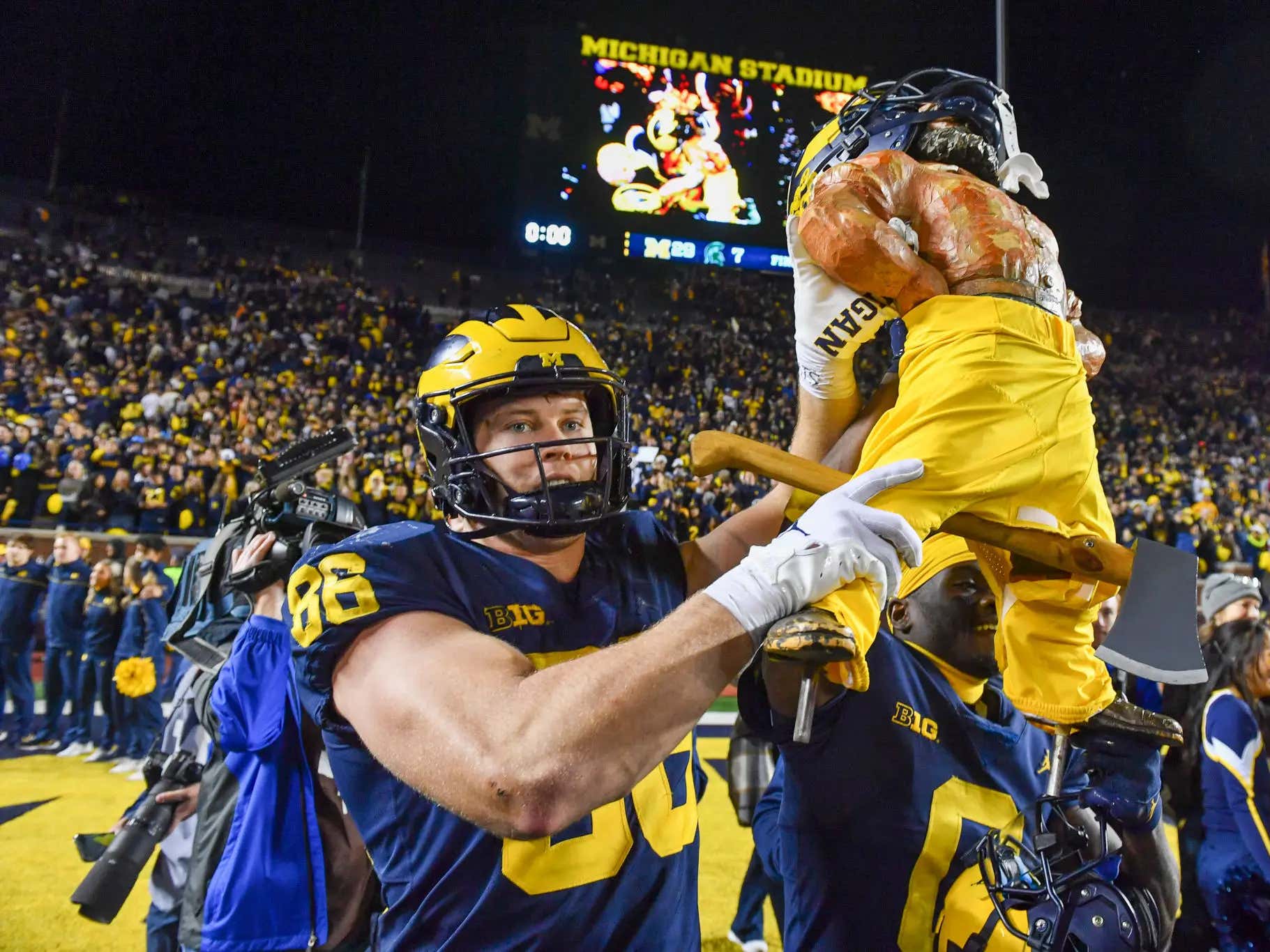 There's No Juice Surrounding This Year's Michigan/Michigan State Game