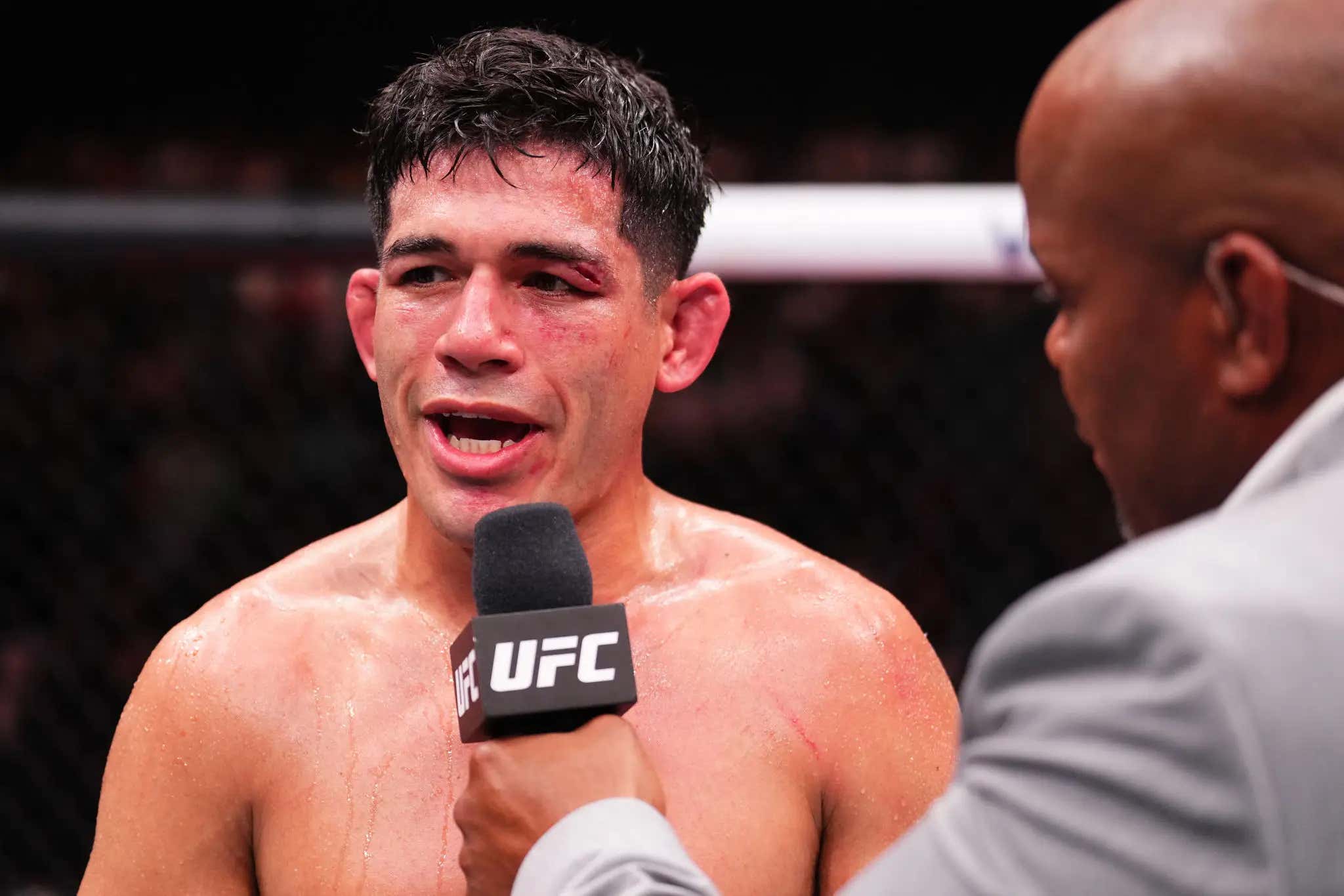 Football Guy - UFC Fighter Lands A Huge KO In Abu Dhabi And Immediately Reminds Everyone The Chiefs Play Tomorrow